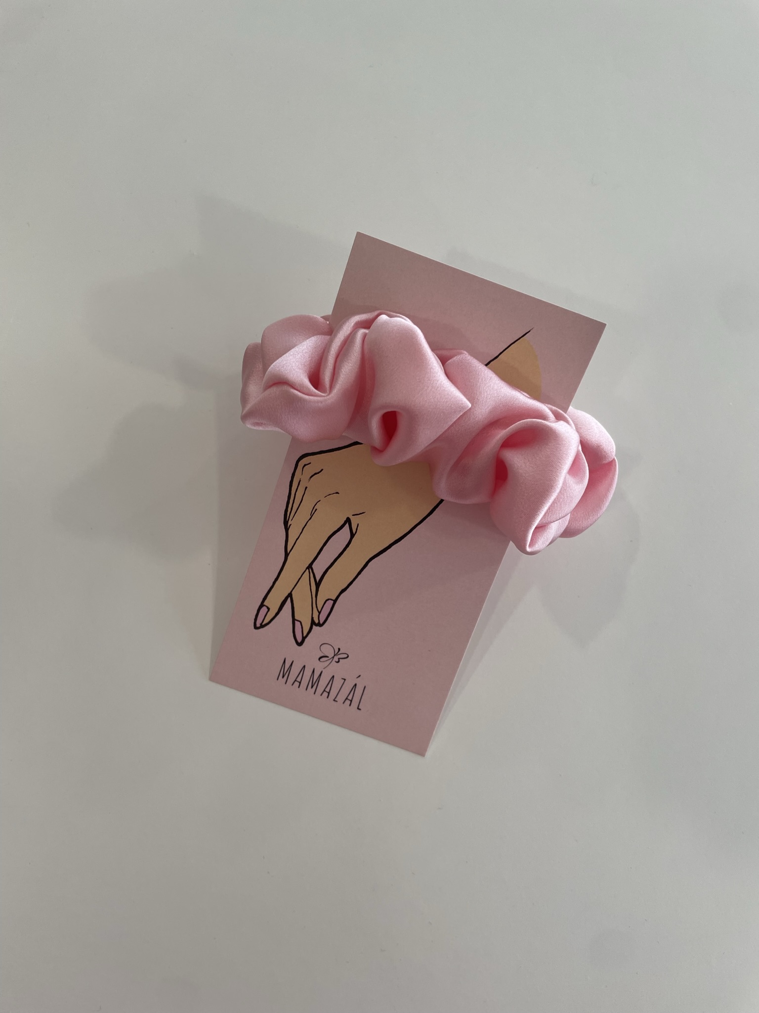 Šilkinė plaukų gumytė "Baby pink"