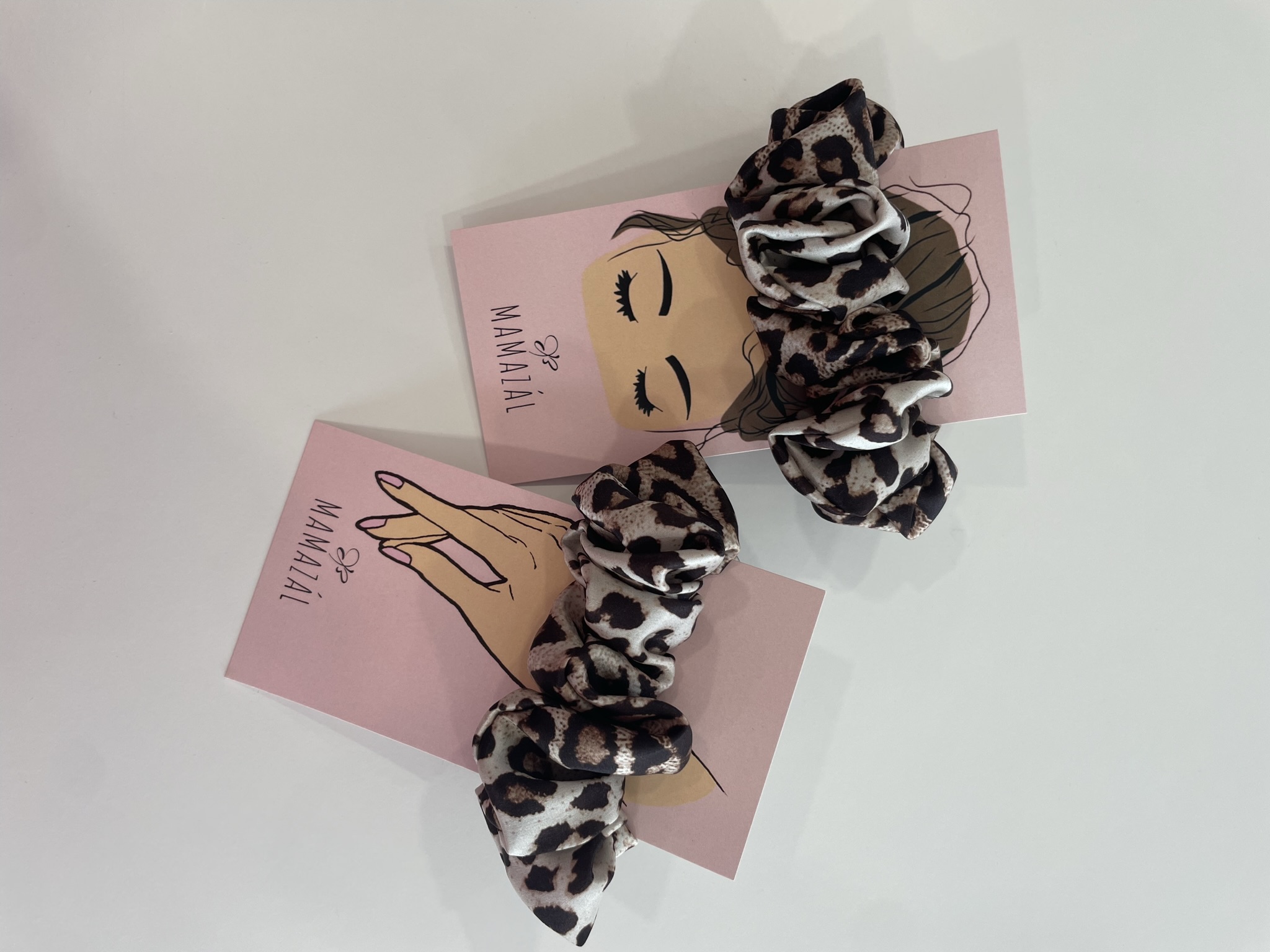 Šilkinė plaukų gumytė "Wild animals"