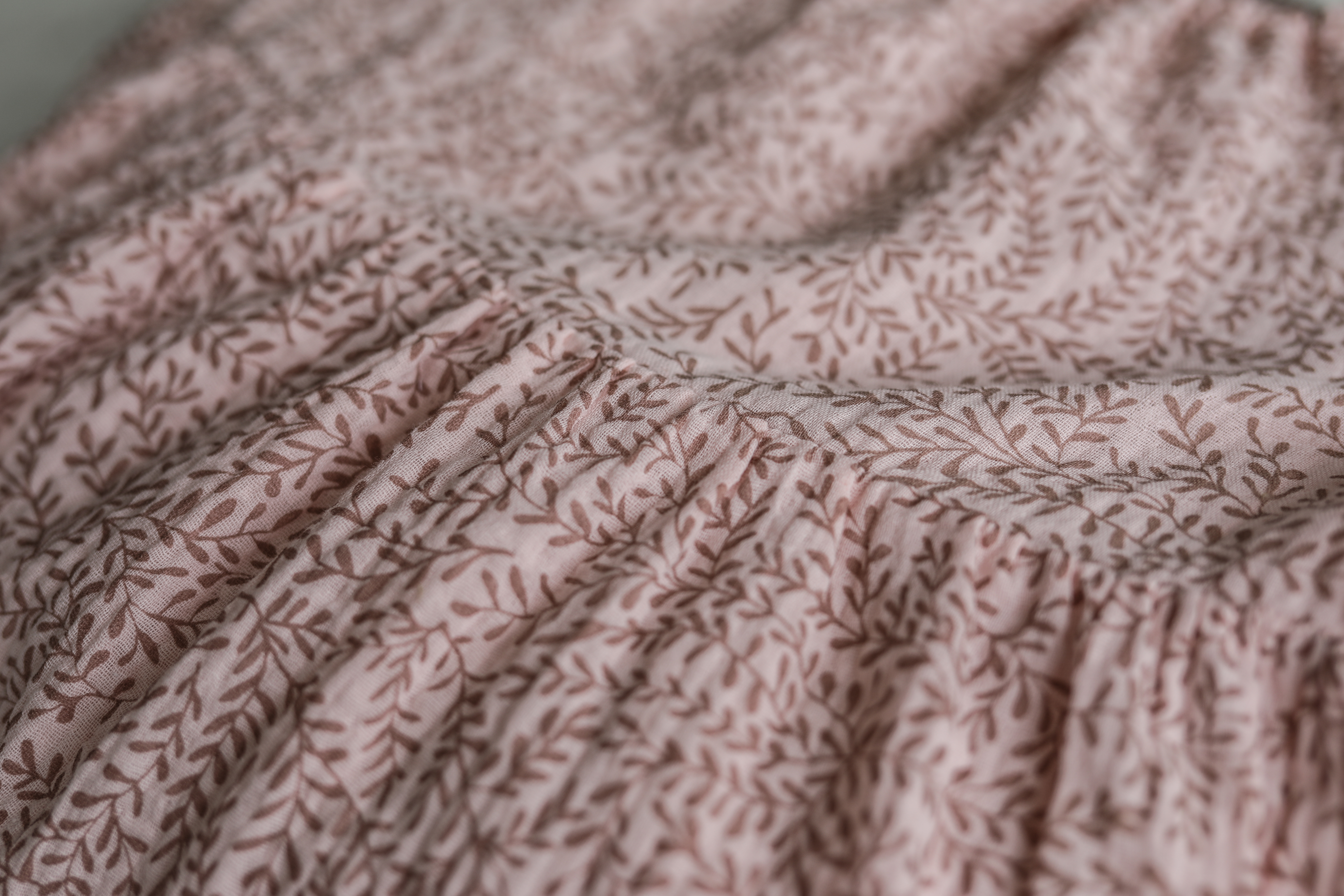 Muslino suknelė "Pink floraly"