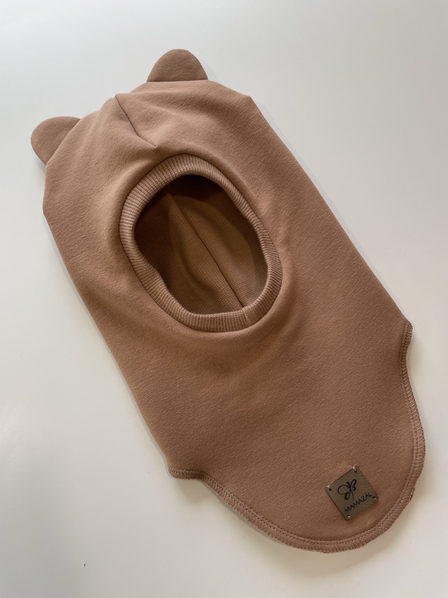 Rudeninis - pavasarinis šalmukas "Camel"