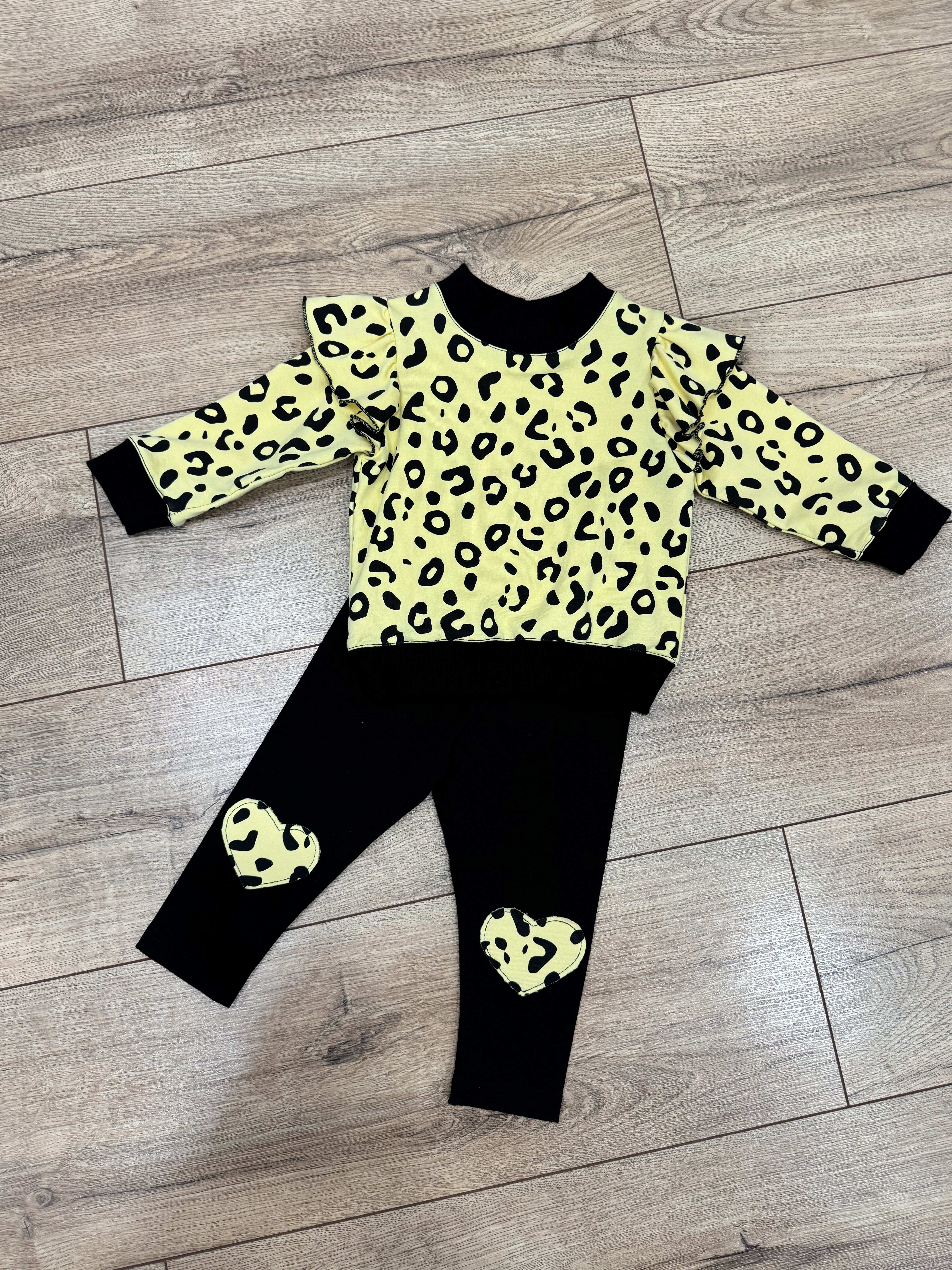 Tamprės "Leo knees"