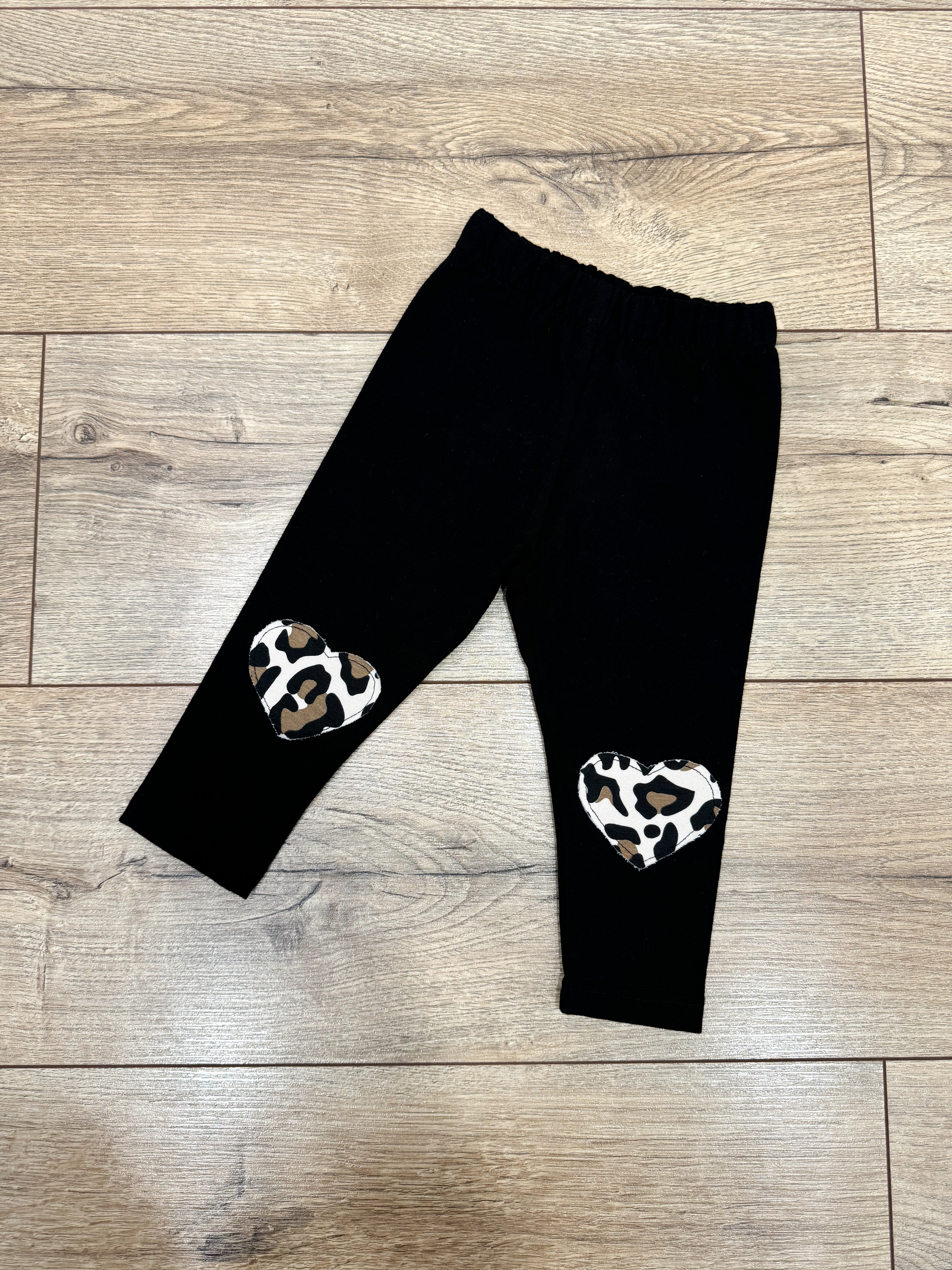 Tamprės "Leo knees"