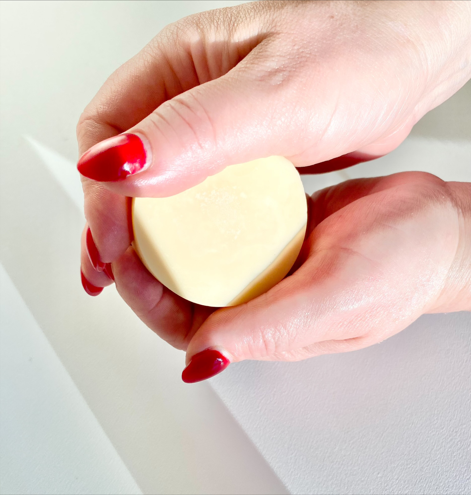 PEAR & FREESIA BODY LOTION BAR
