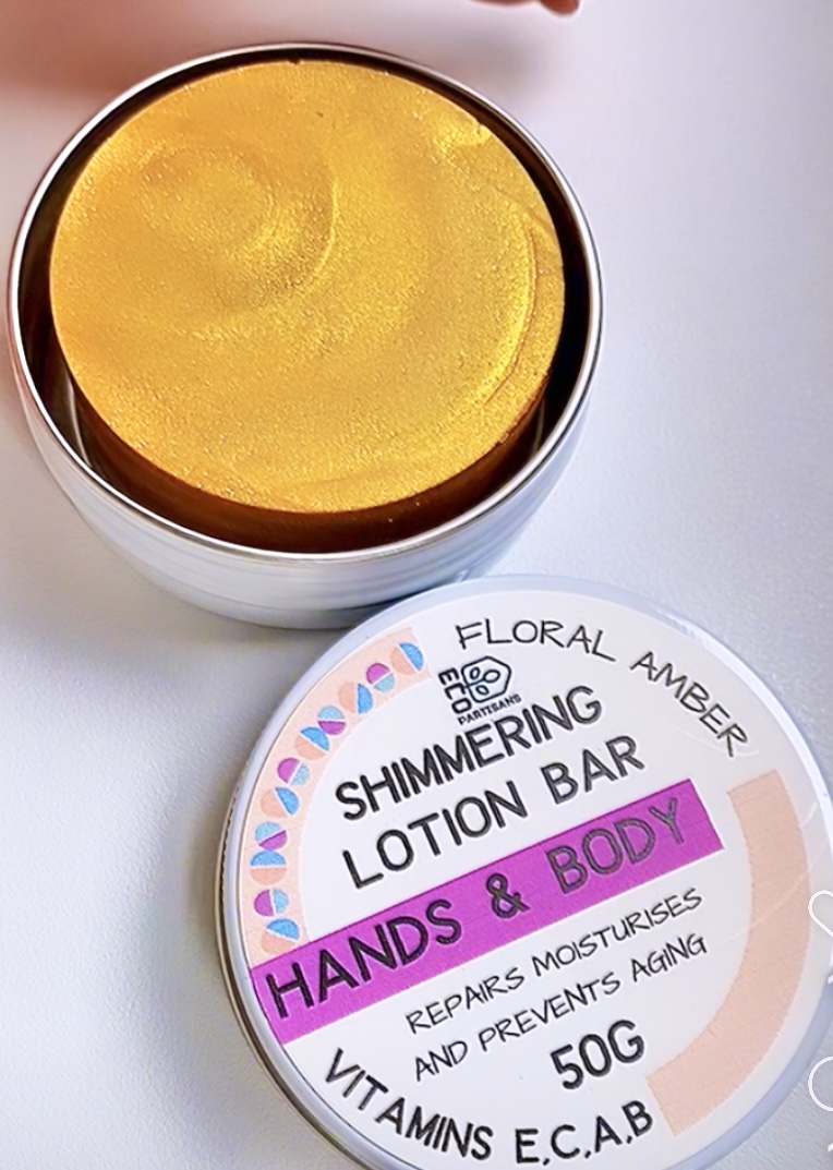 Shimmering body lotion bar 