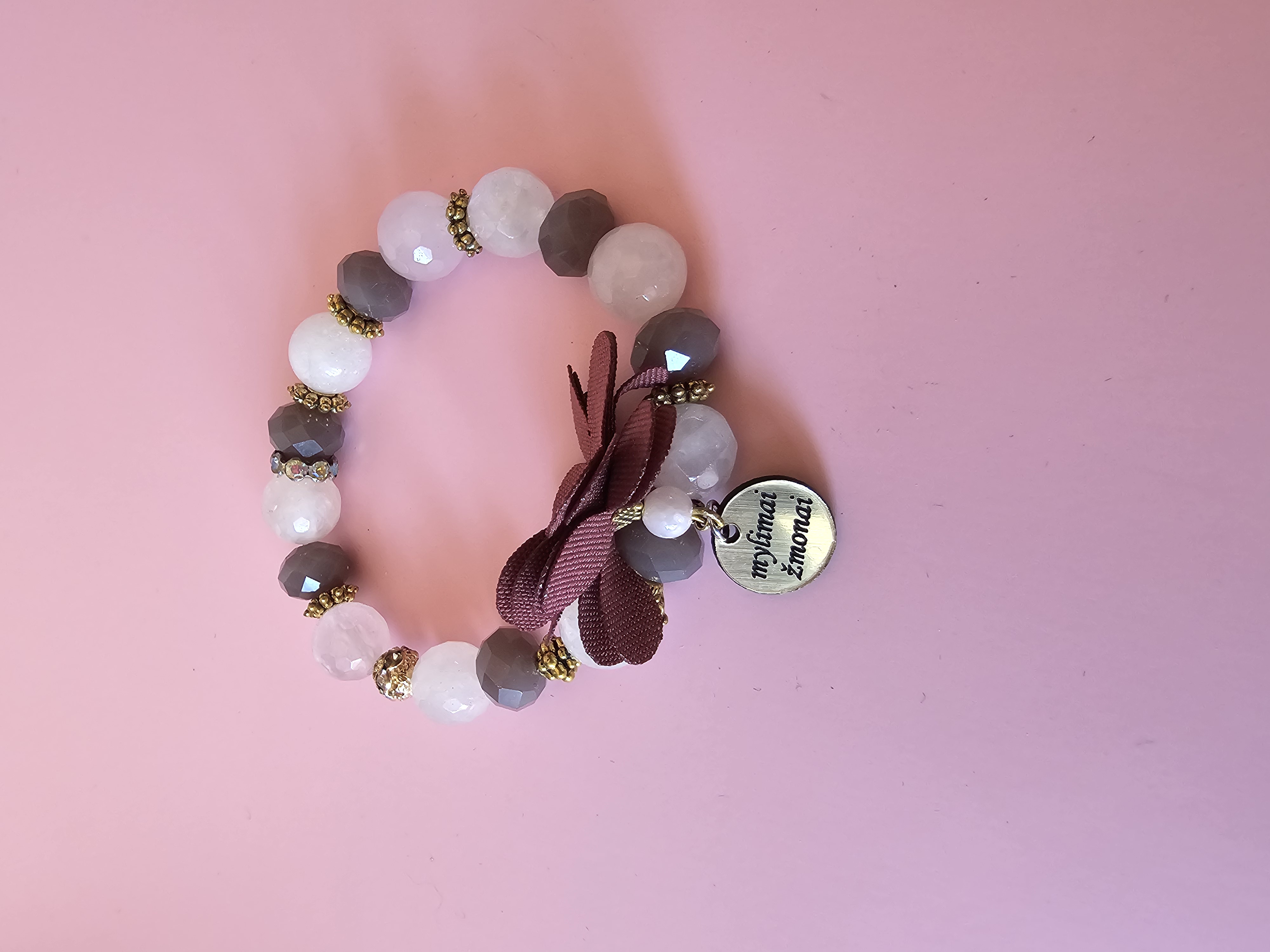 Apyrankė su užrašu "Mylimai žmonai"