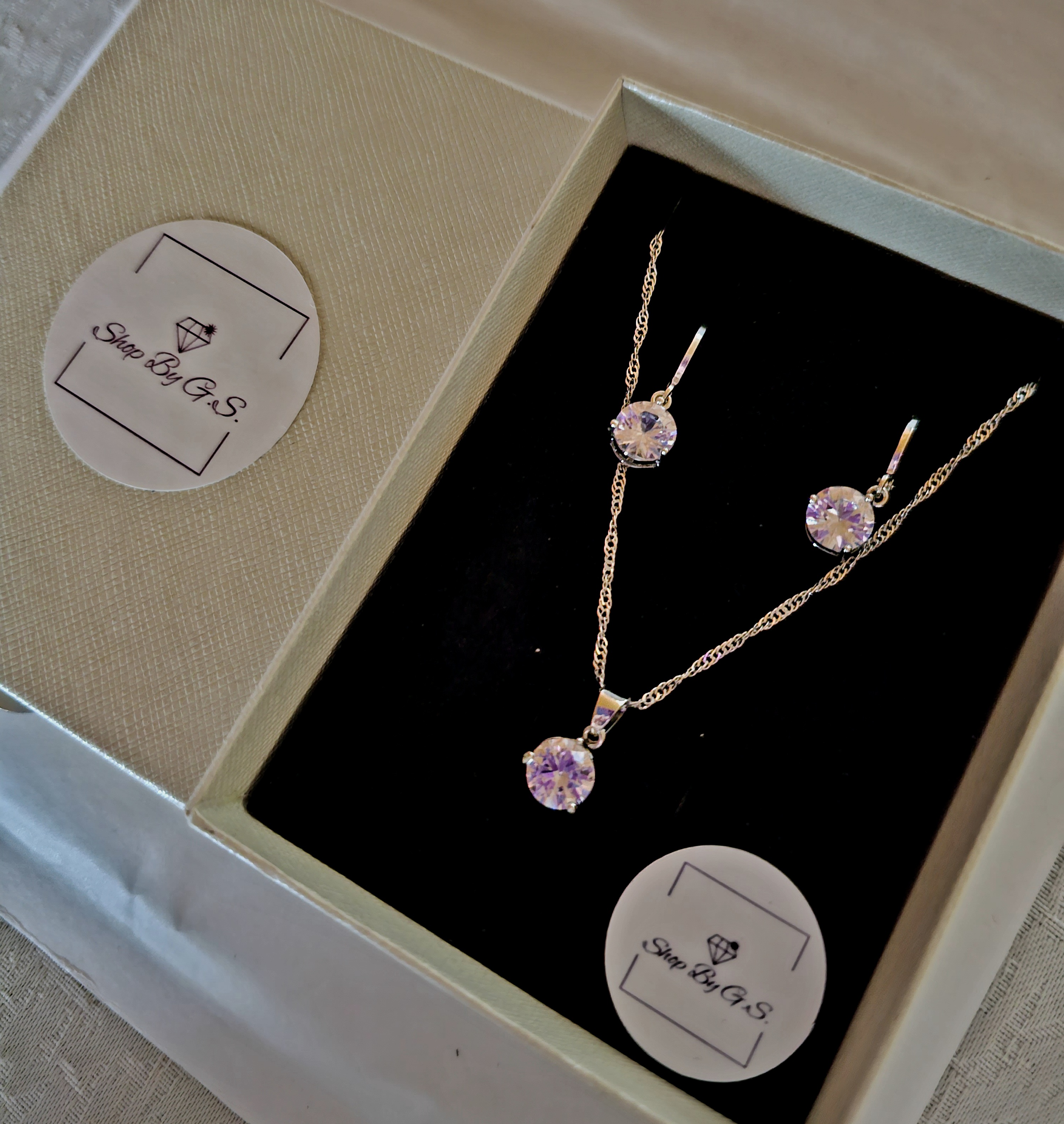 Candy  papuošalų rinkinys su skaidriu cirkoniu