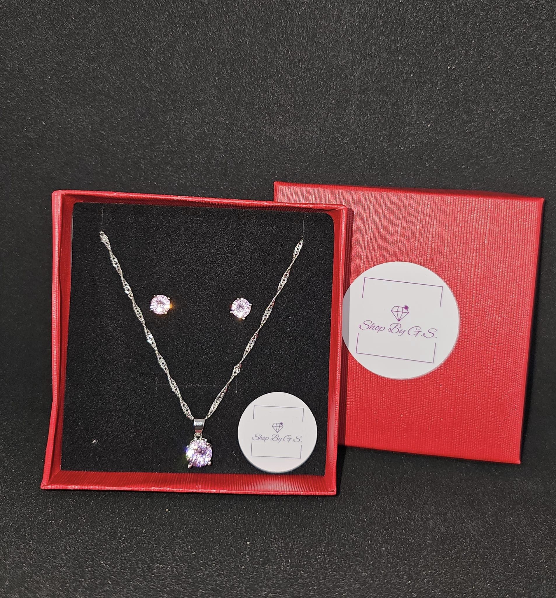 Papuošalų rinkinys su rožiniu cirkoniu vinukas