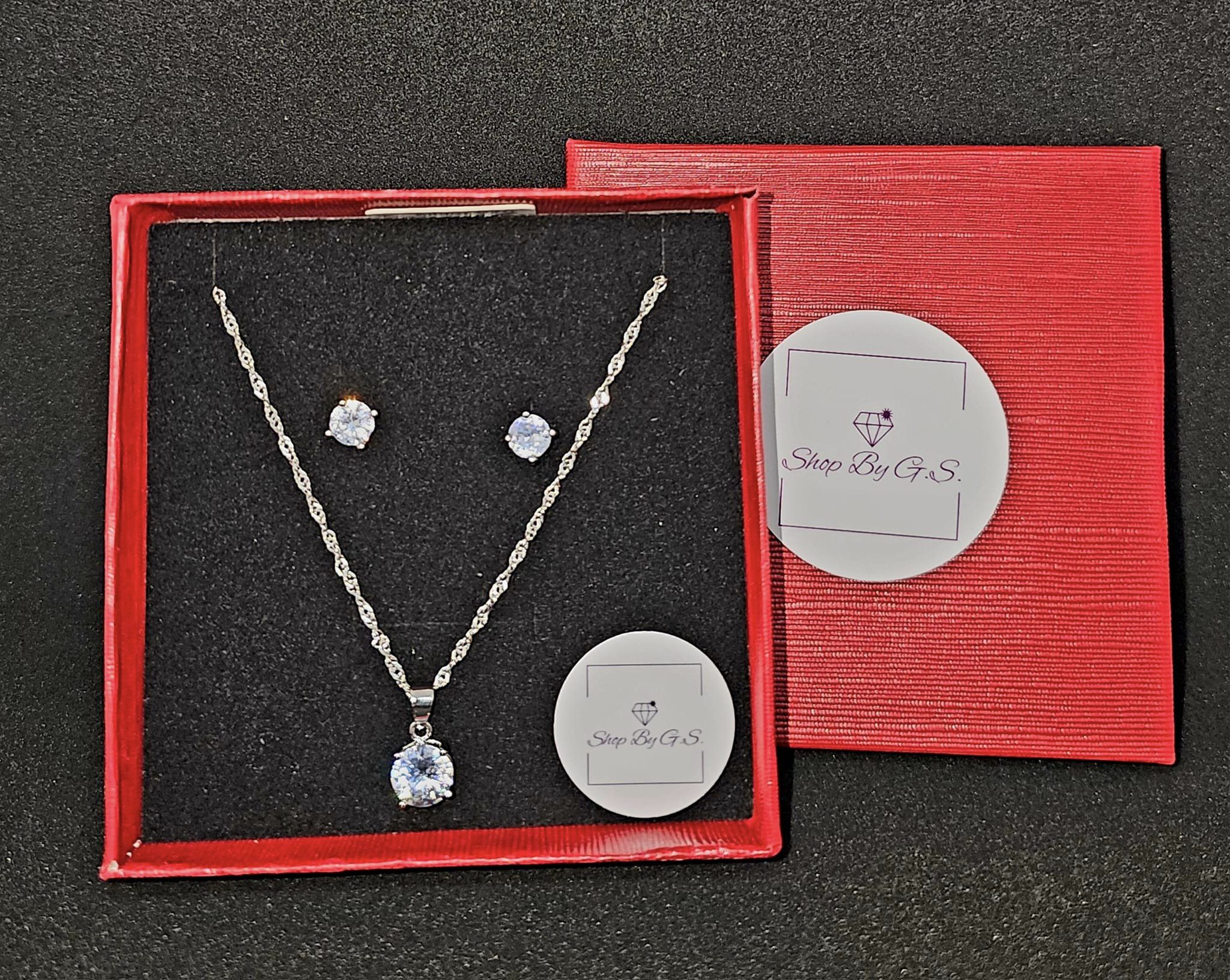 Papuošalų rinkinys su sidabro cirkoniais vinukai