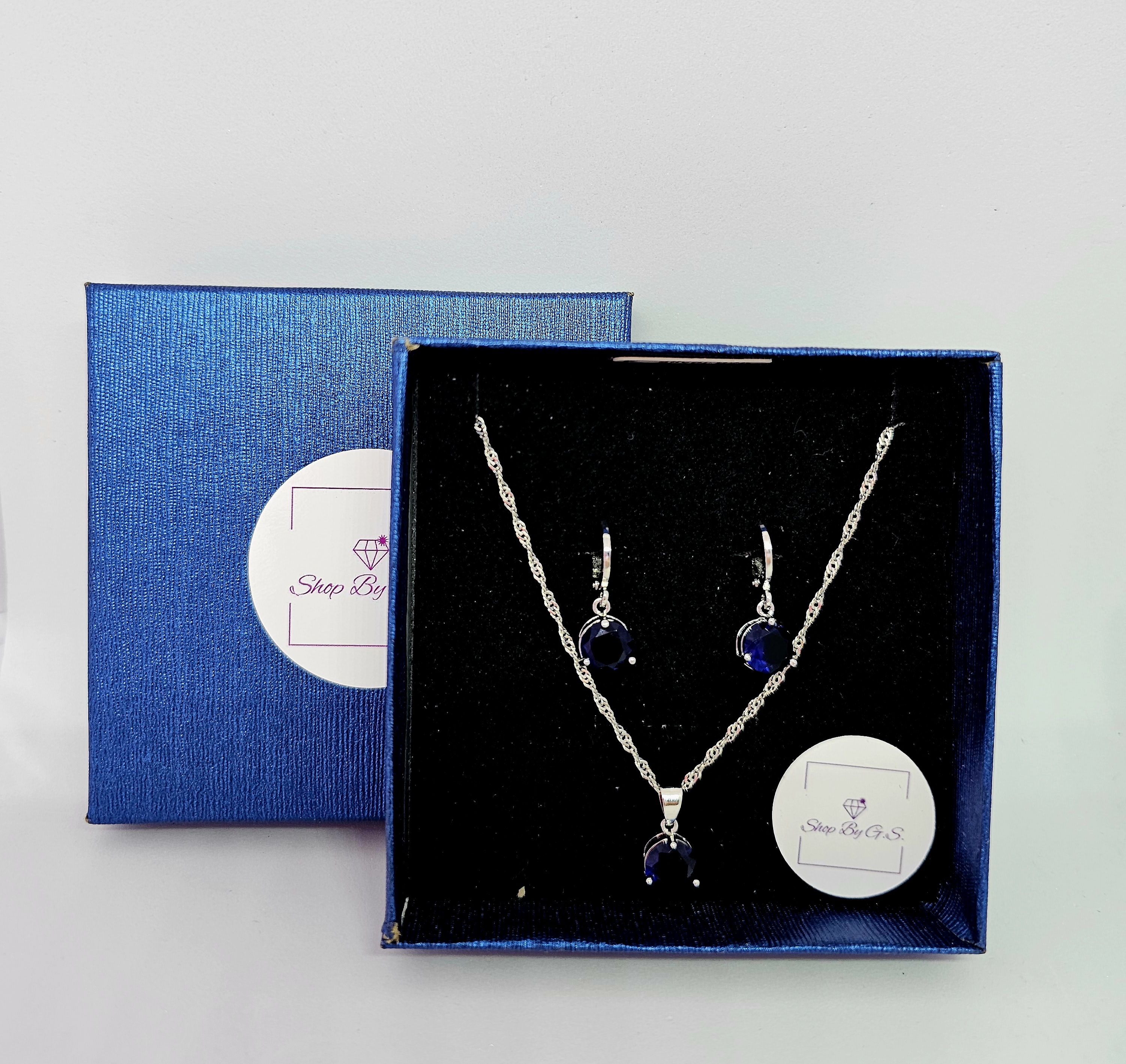 Candy papuošalų rinkinys su tamsiai mėlynu cirkoniu