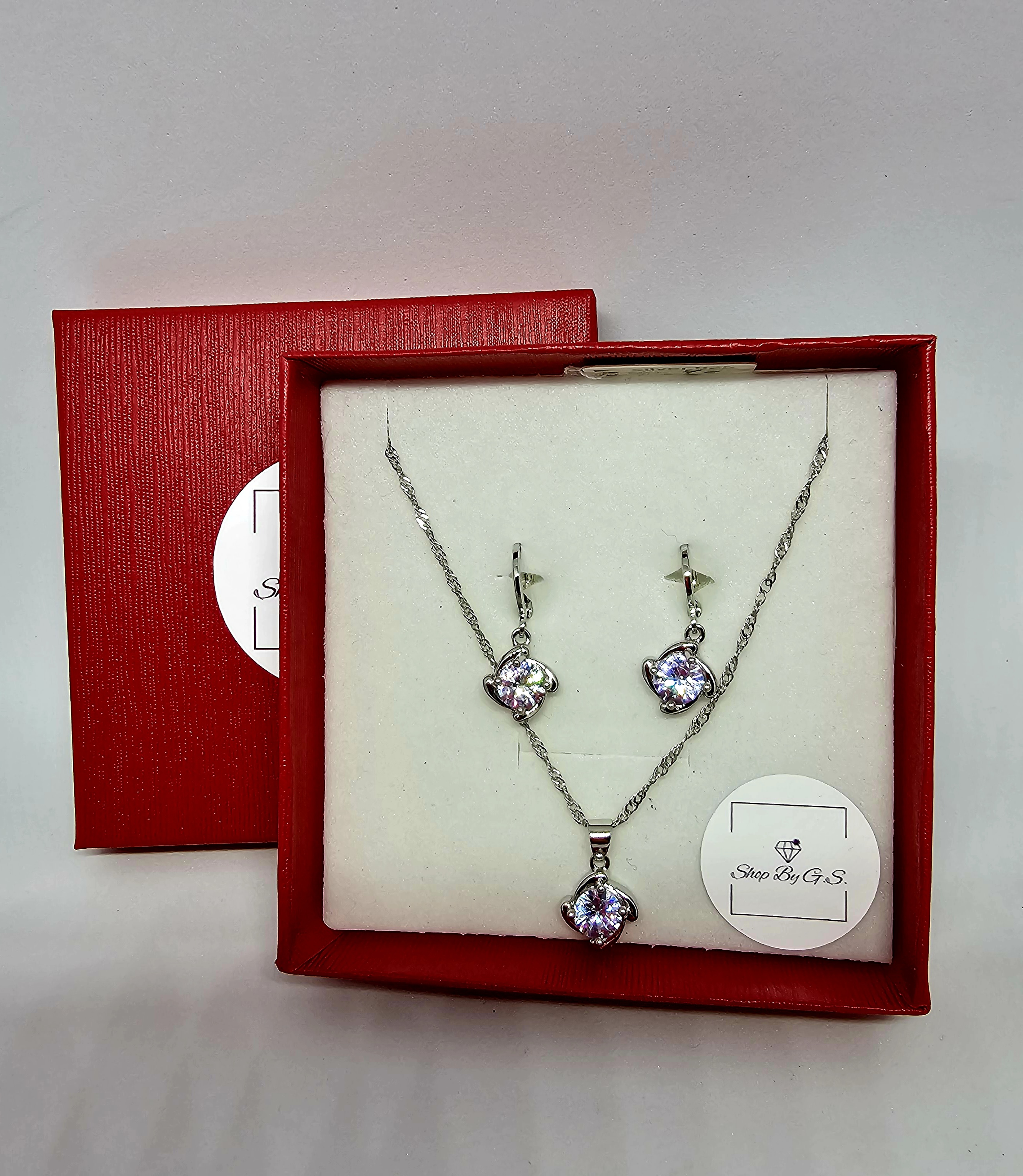 Papuošalų rinkinys su cirkoniu - kampuotas cirkonis