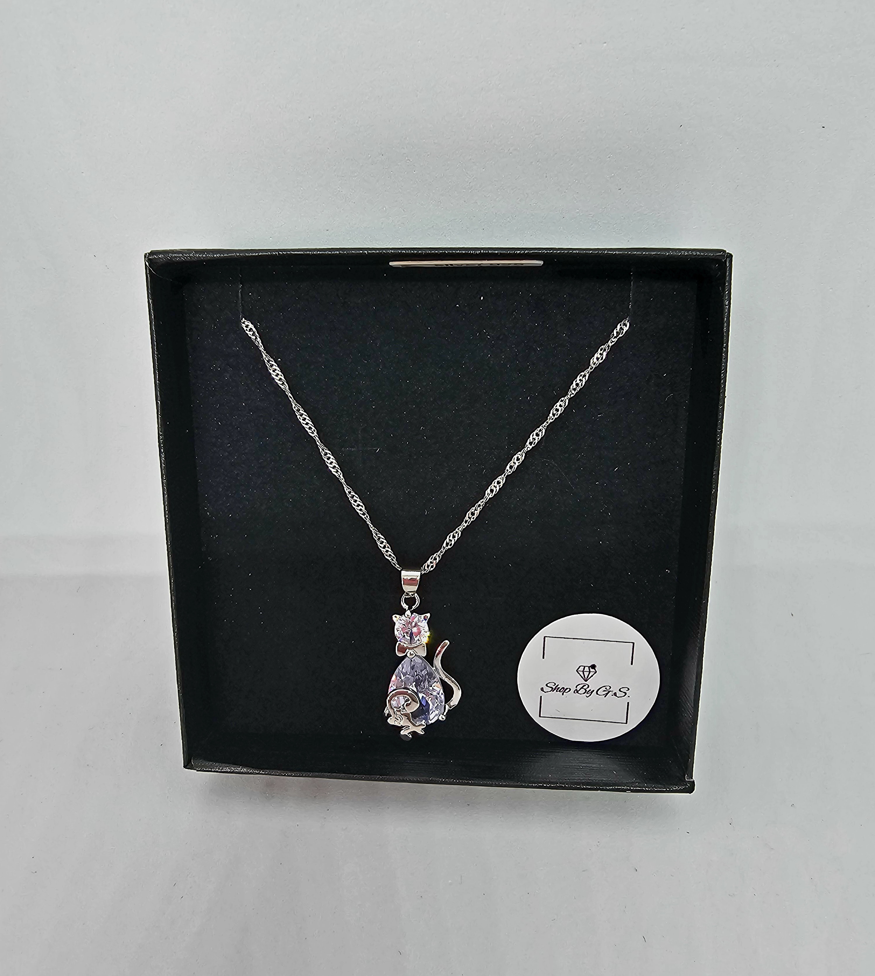 Grandinėlė su cirkoniu - katės