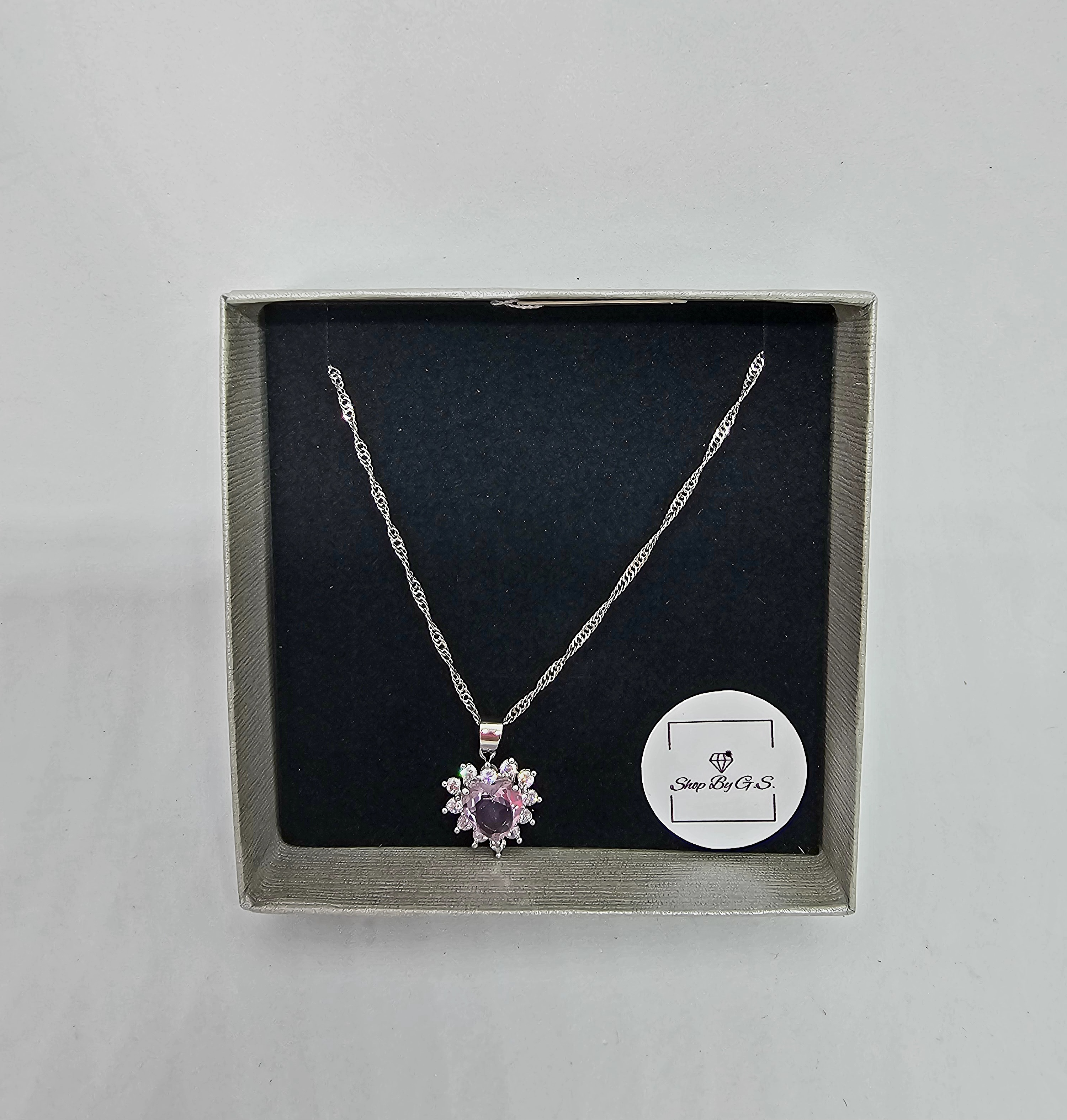 Grandinėlė širdelė su rožiniu cirkoniu