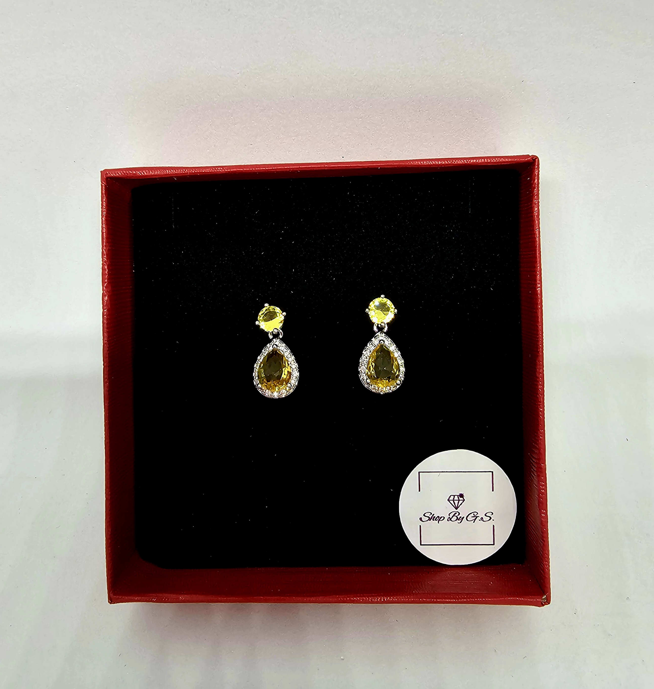 Auskarai su geltonais cirkoniais - lašelis