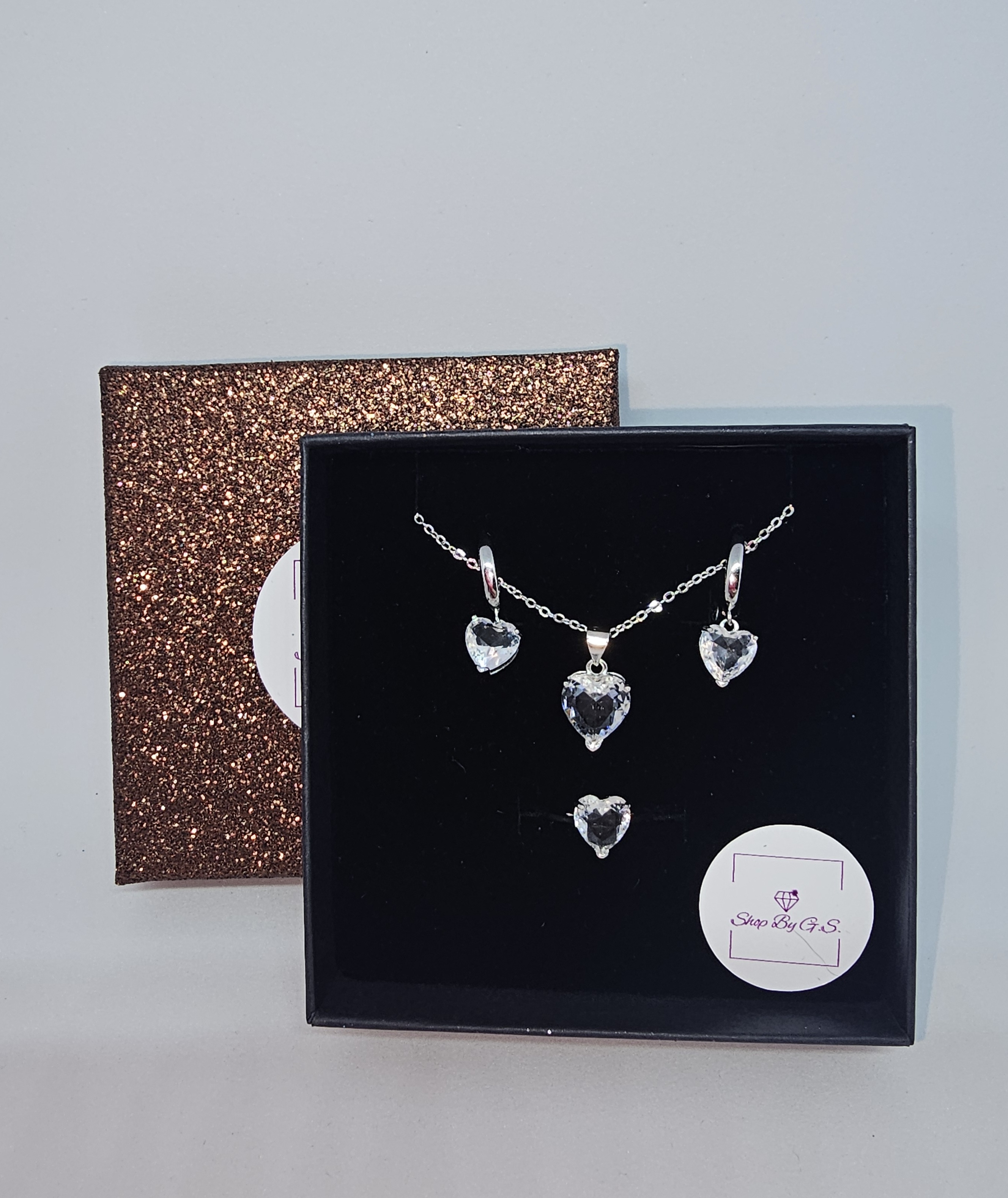 Papuošalų rinkinys širdelės su skaidriu cirkoniu + žiedas