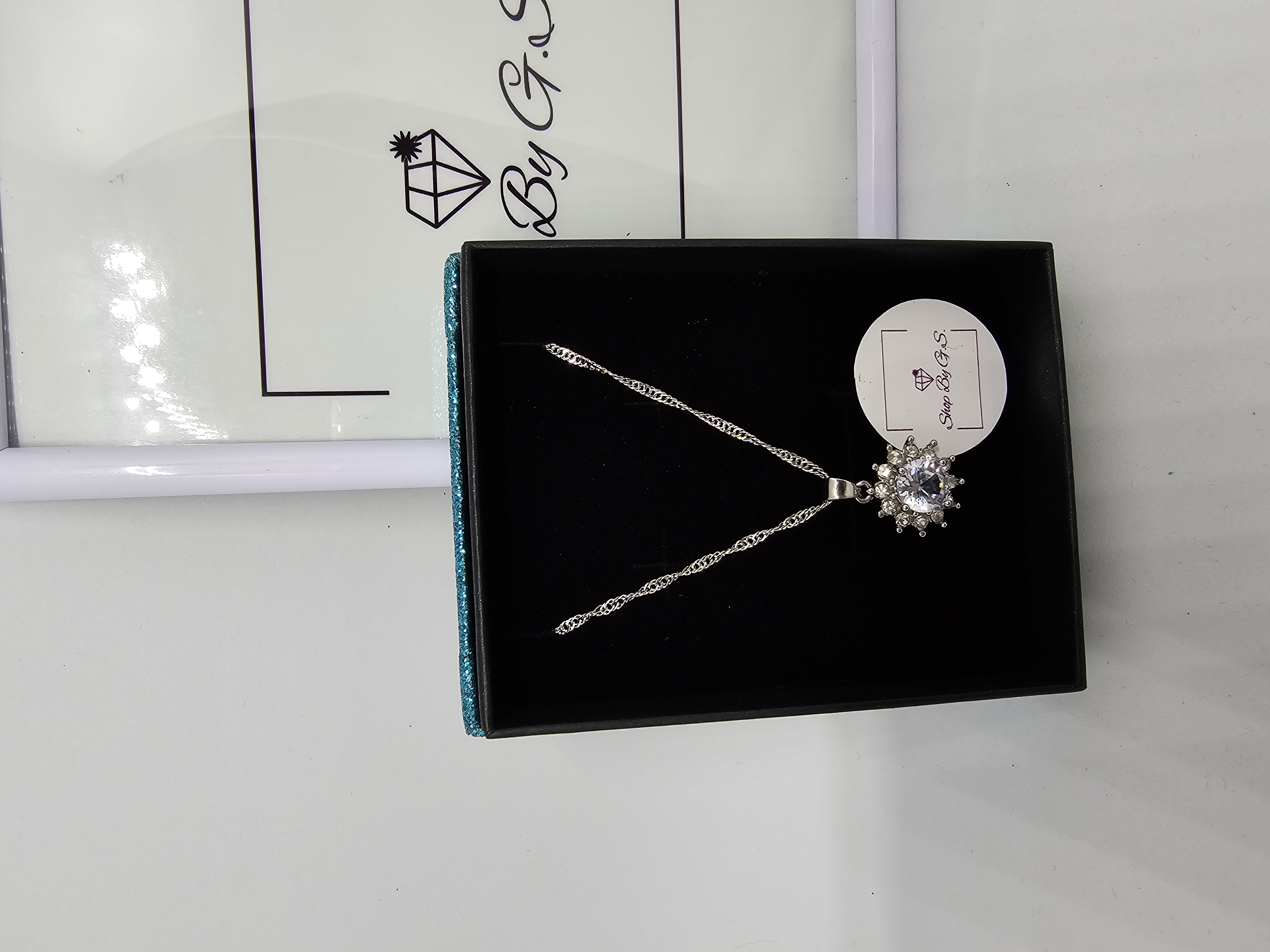 Grandinėlė - cirkonio saulė