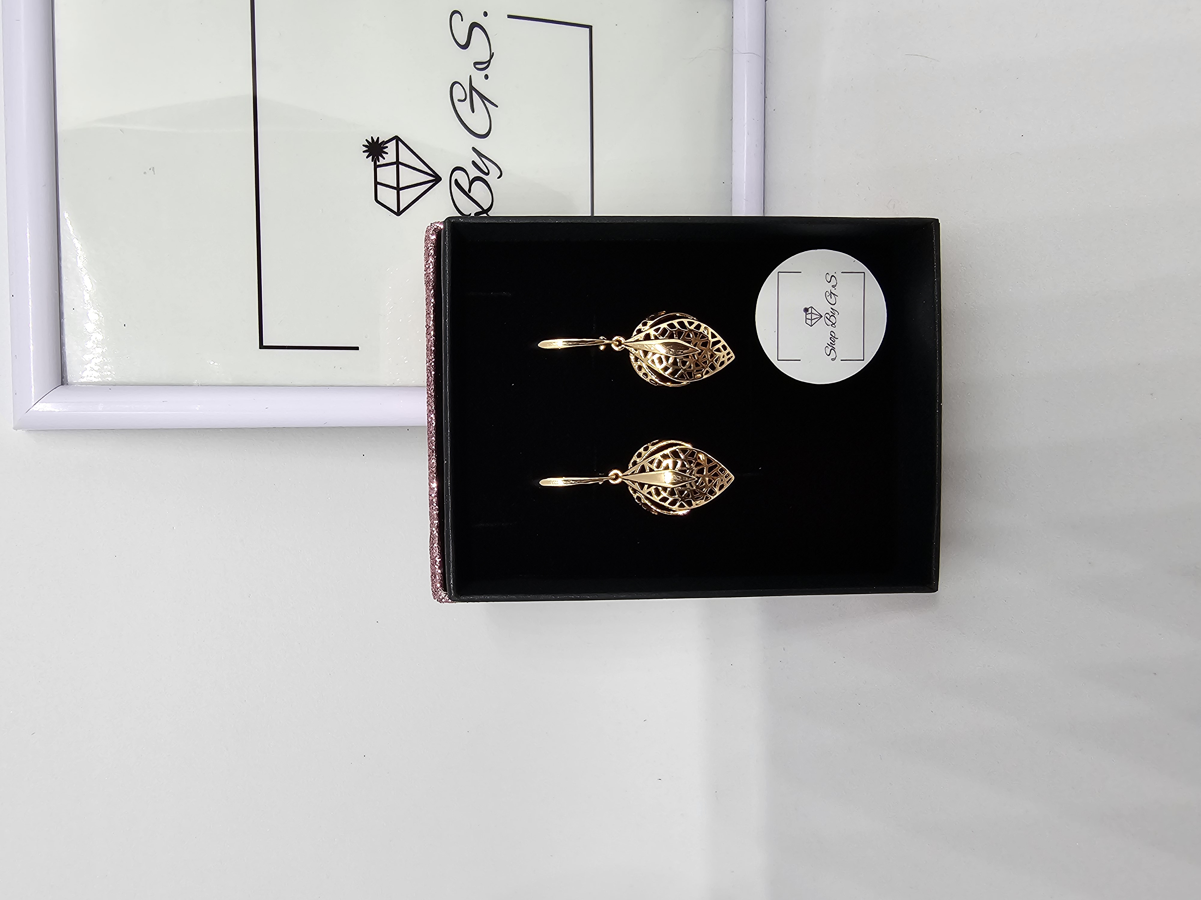 Auskarai padengti auksu - lapeliai