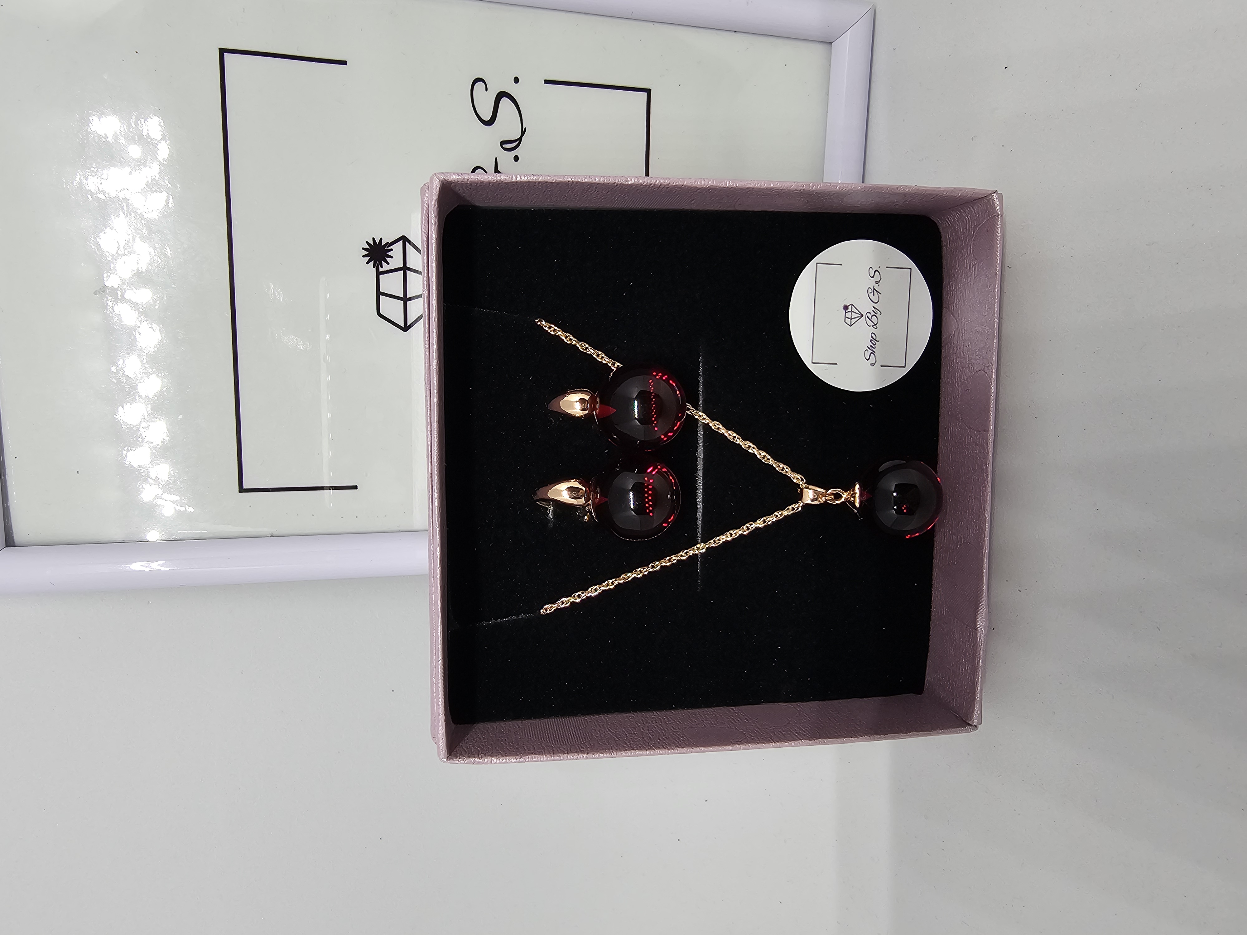 Papuošalų rinkinys padengtas auksu - konjako spalvos gintaras