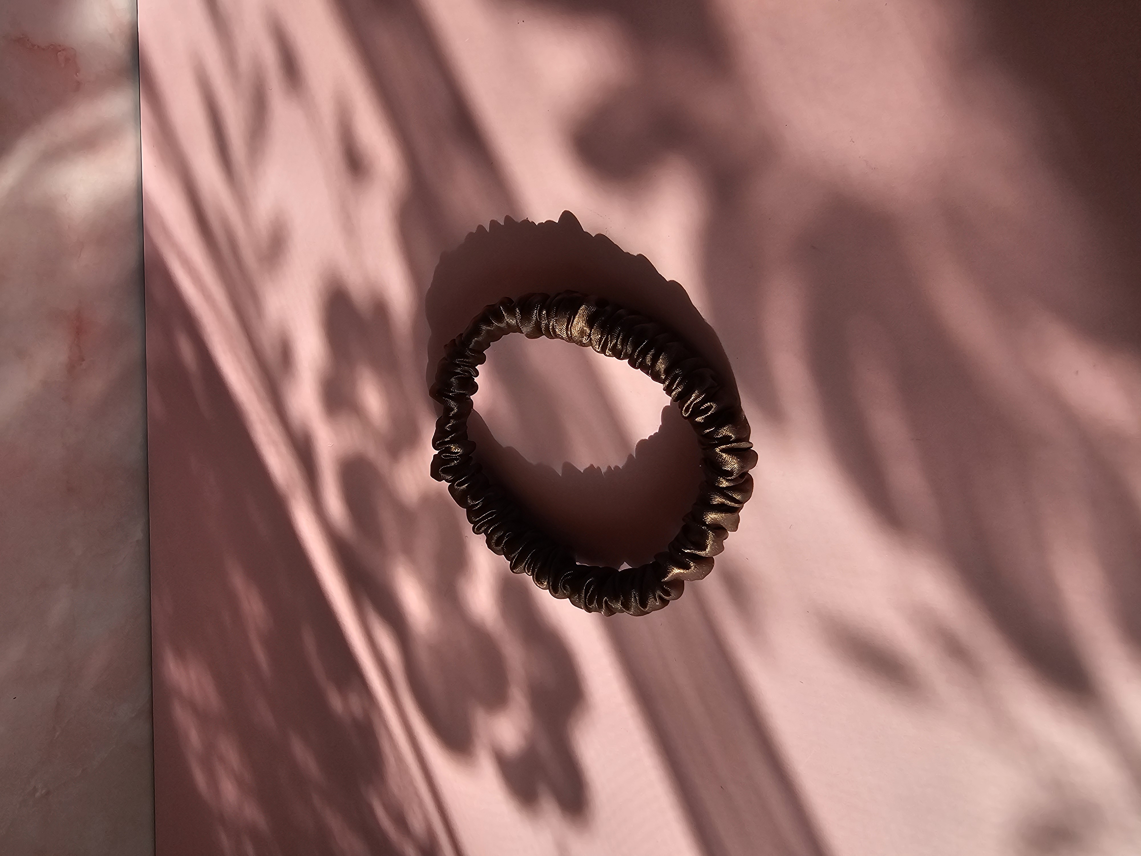 Mini šilkinė gumytė - šokoladas