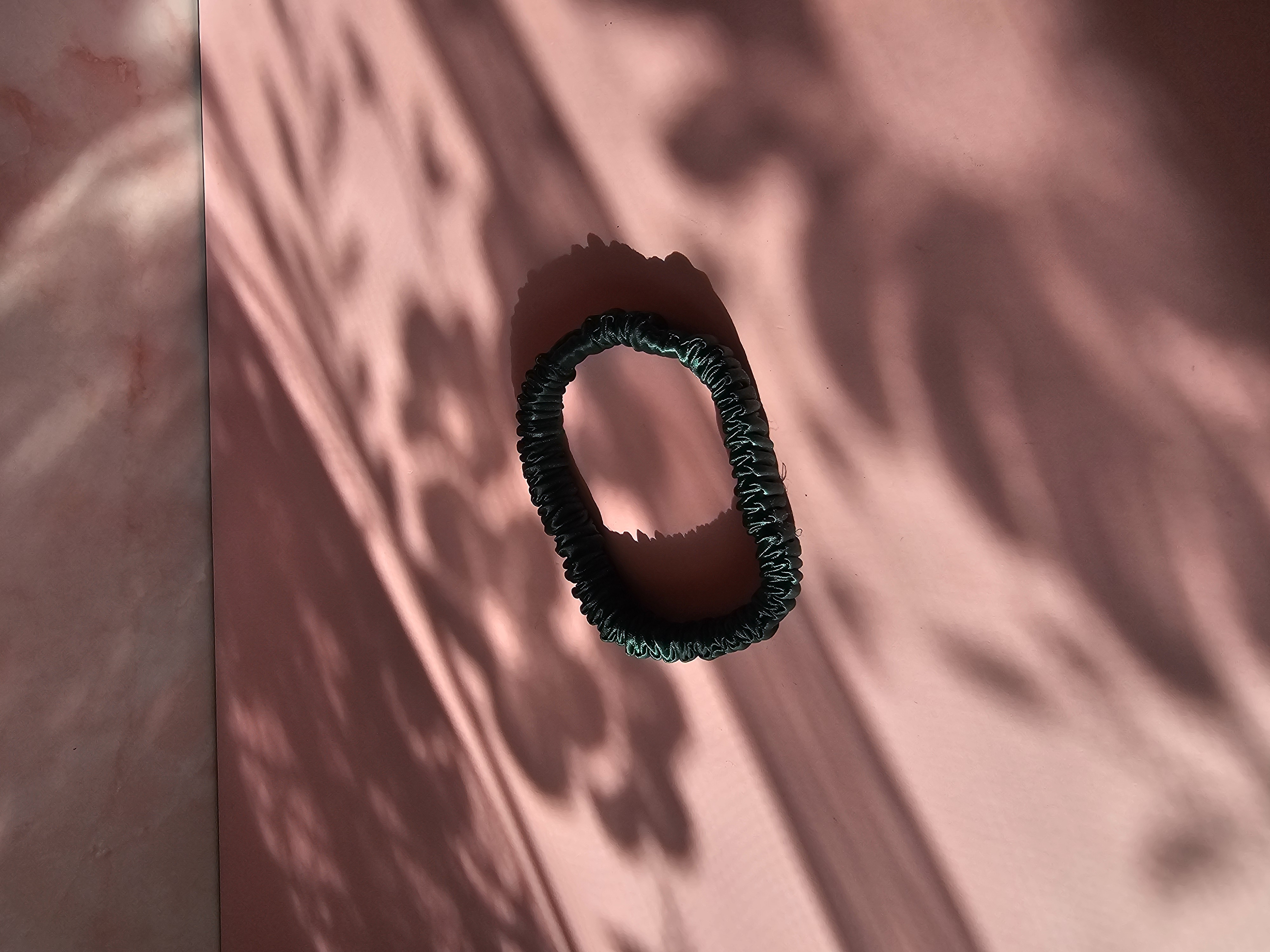 Mini šilkinė plaukų gumytė - smaragdas