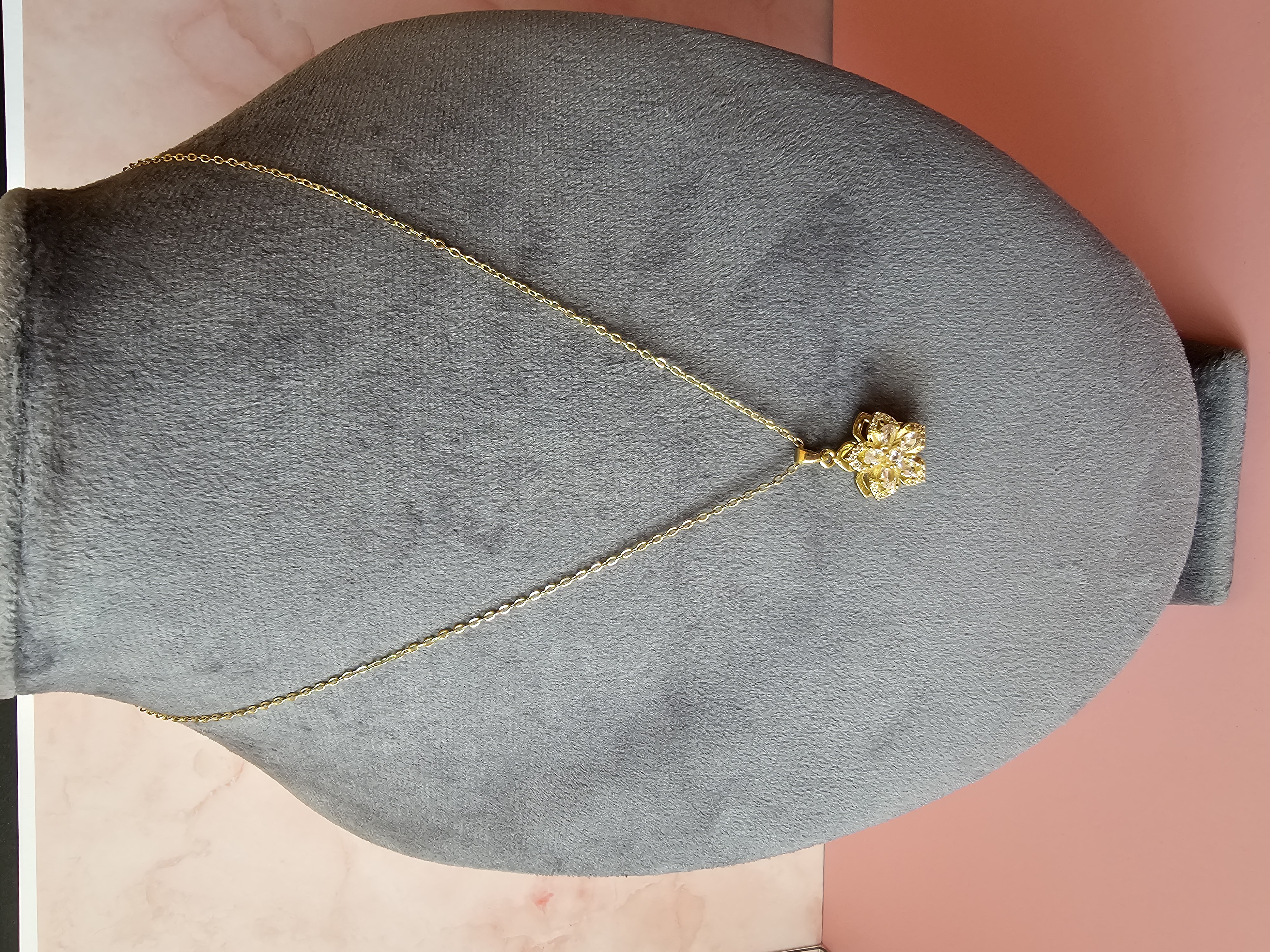 Nerūdijančio plieno grandinėlė gėlytė