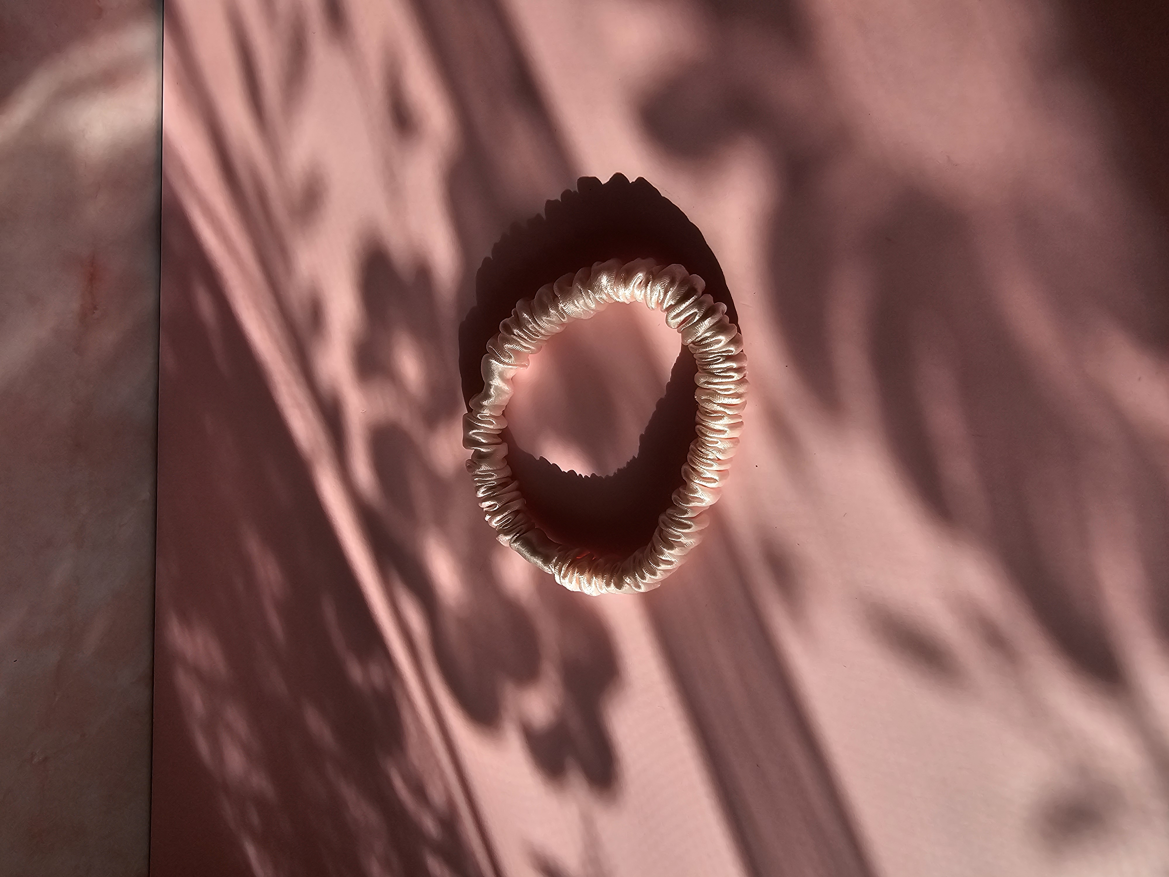 Mini šilkinė gumytė - švelni rožinė