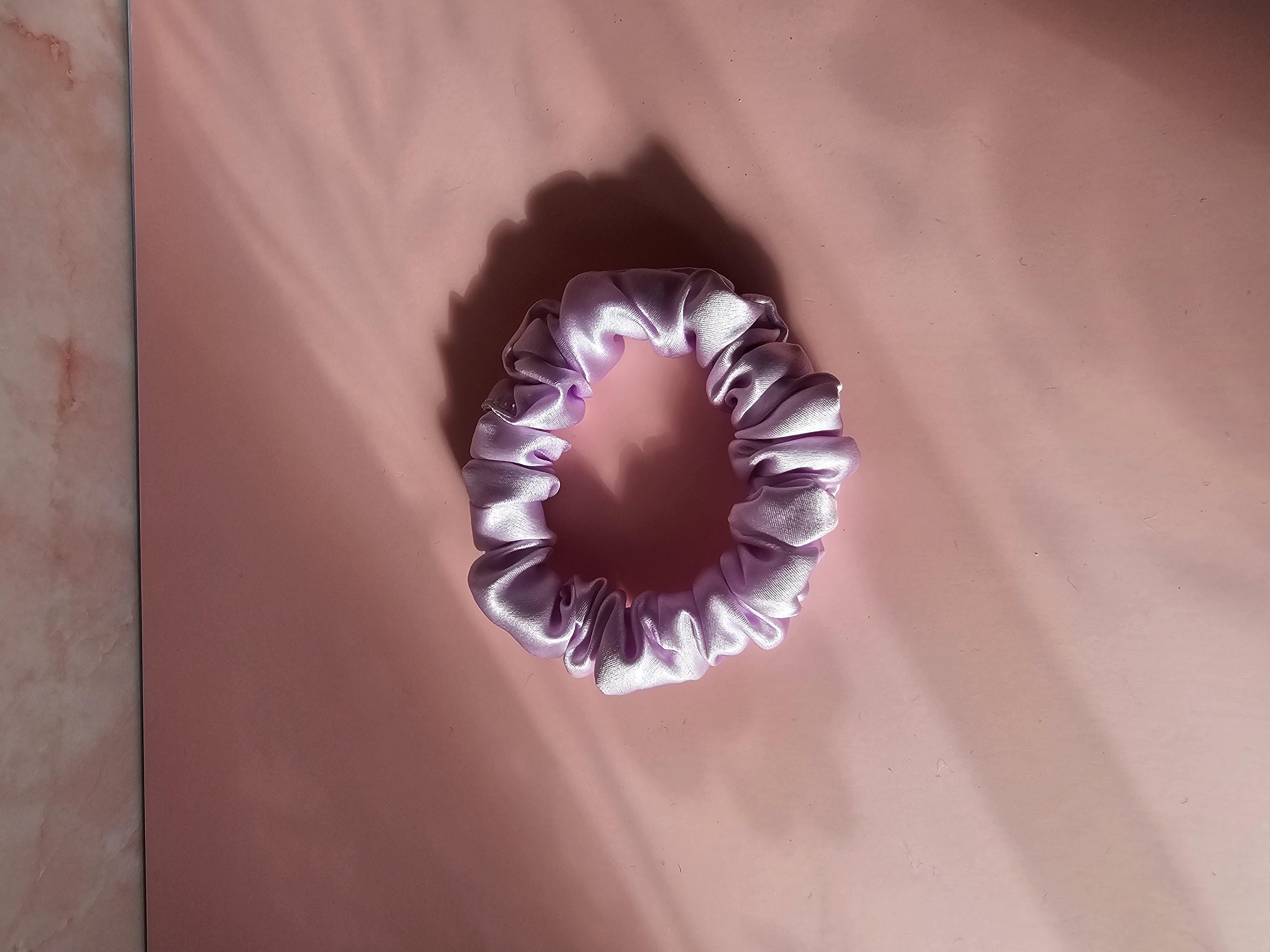 Midi šilkinė plaukų gumytė - alyvinė