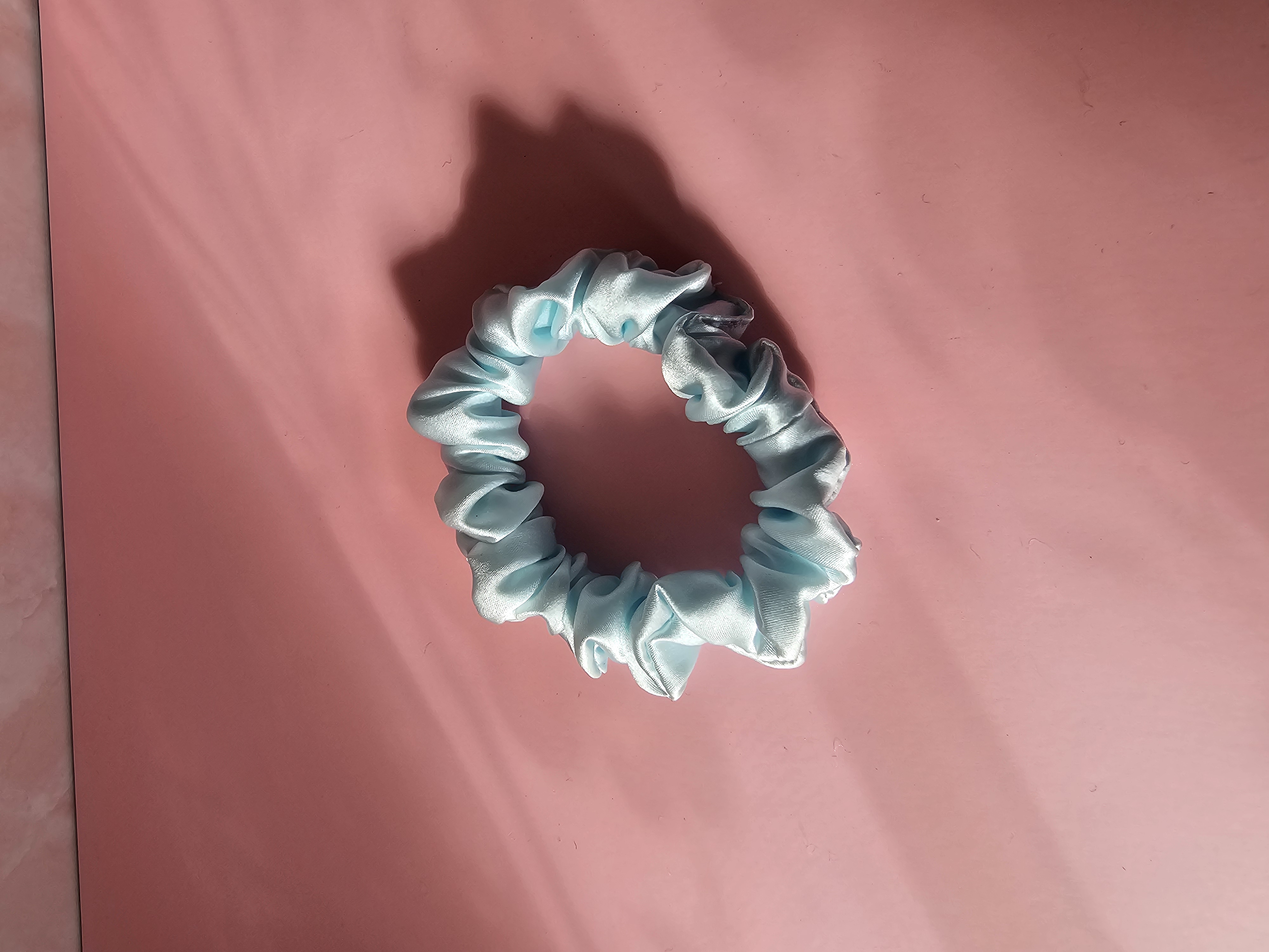 Midi šilkinė gumytė - žydra