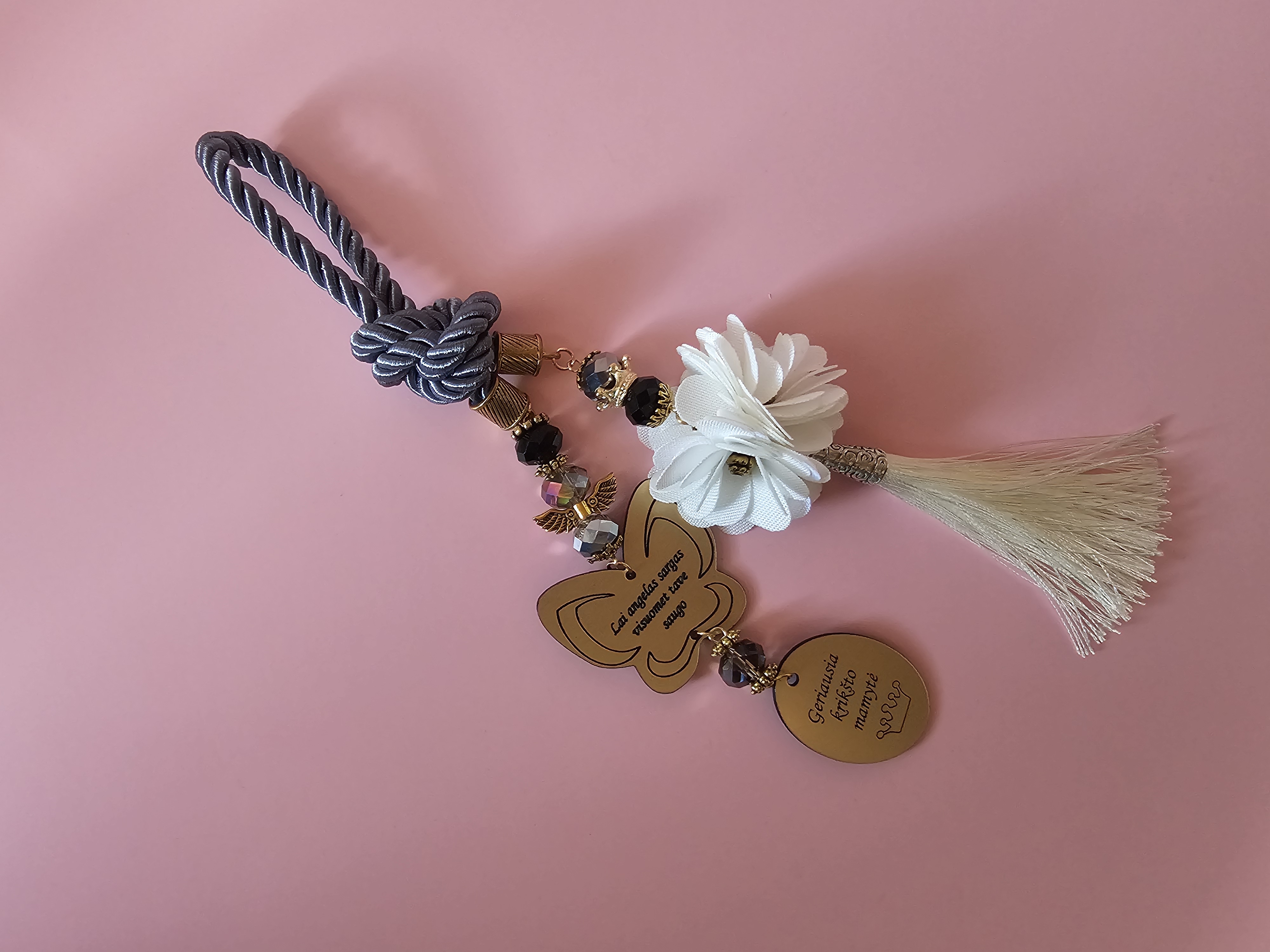 Automobilio pakabukas ir kvapukas su užrašu "Geriausia krikšto mamytė"