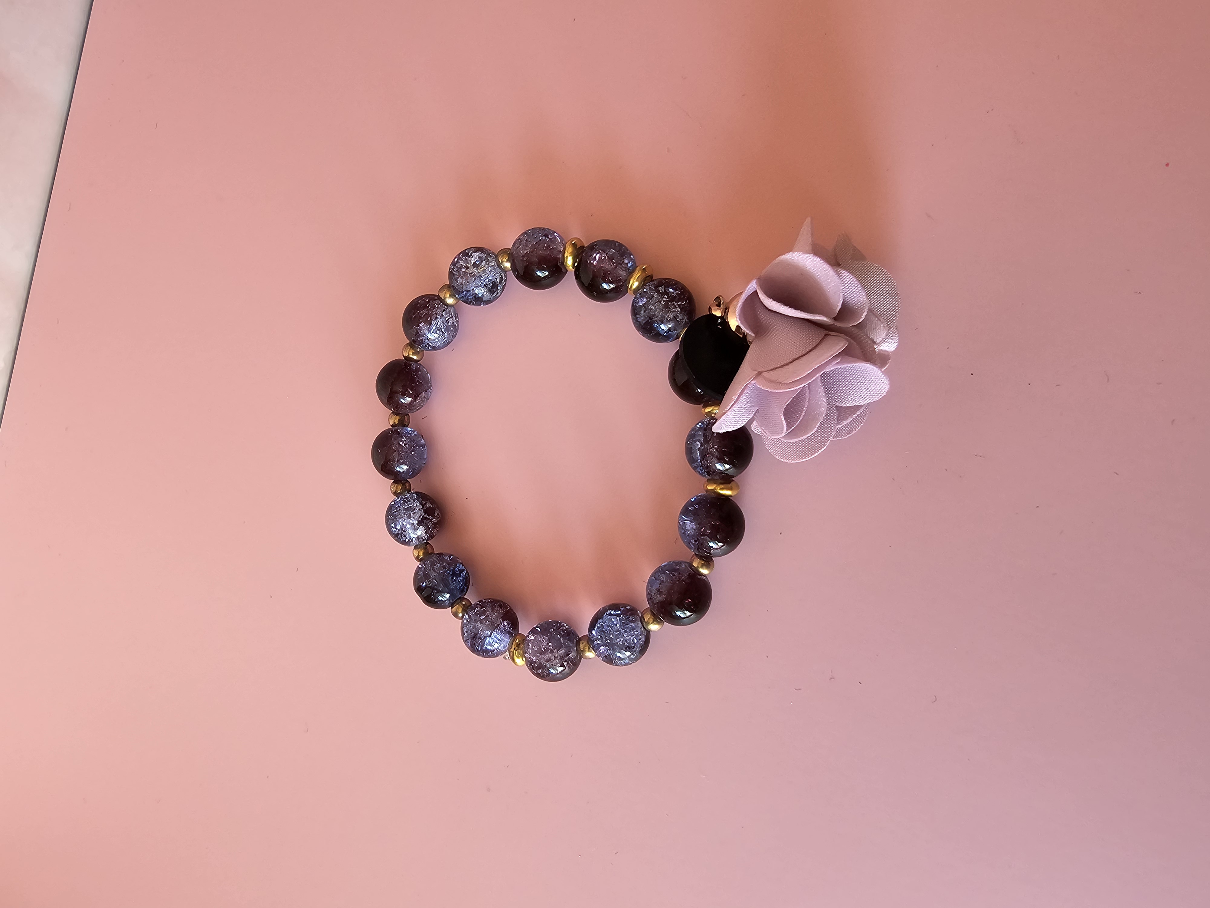 Apyrankė su užrašu "Rita"