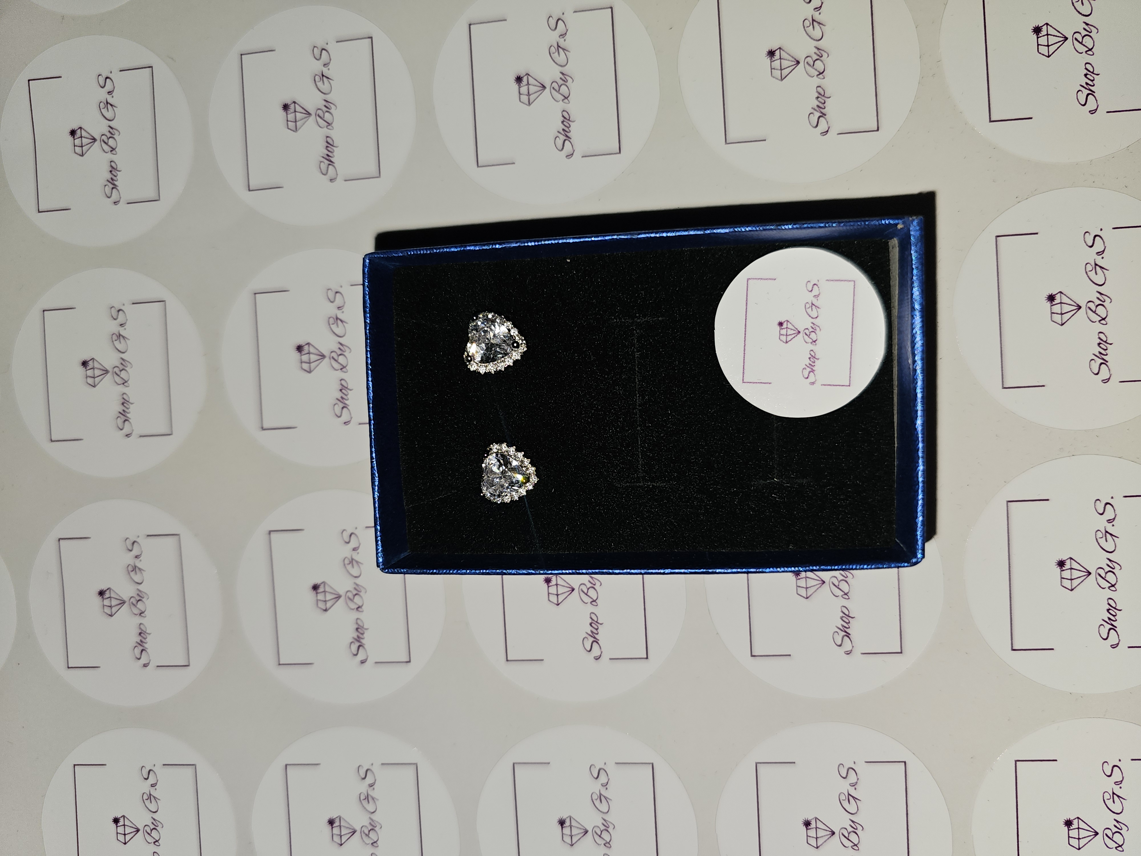 Auskarai širdelės su skaidriu cirkoniu