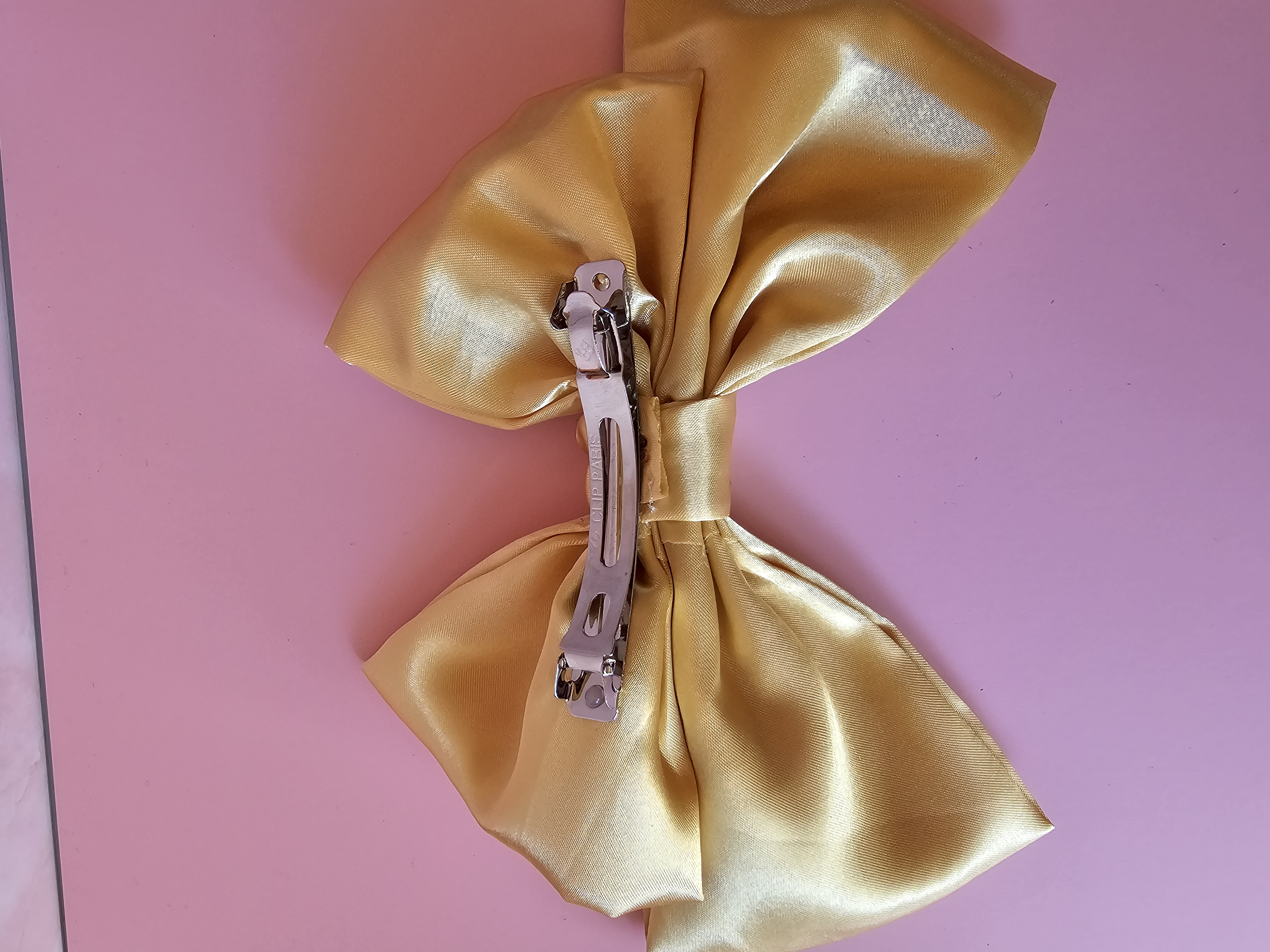 Plaukų segtukas kaspinas - aukso satinas