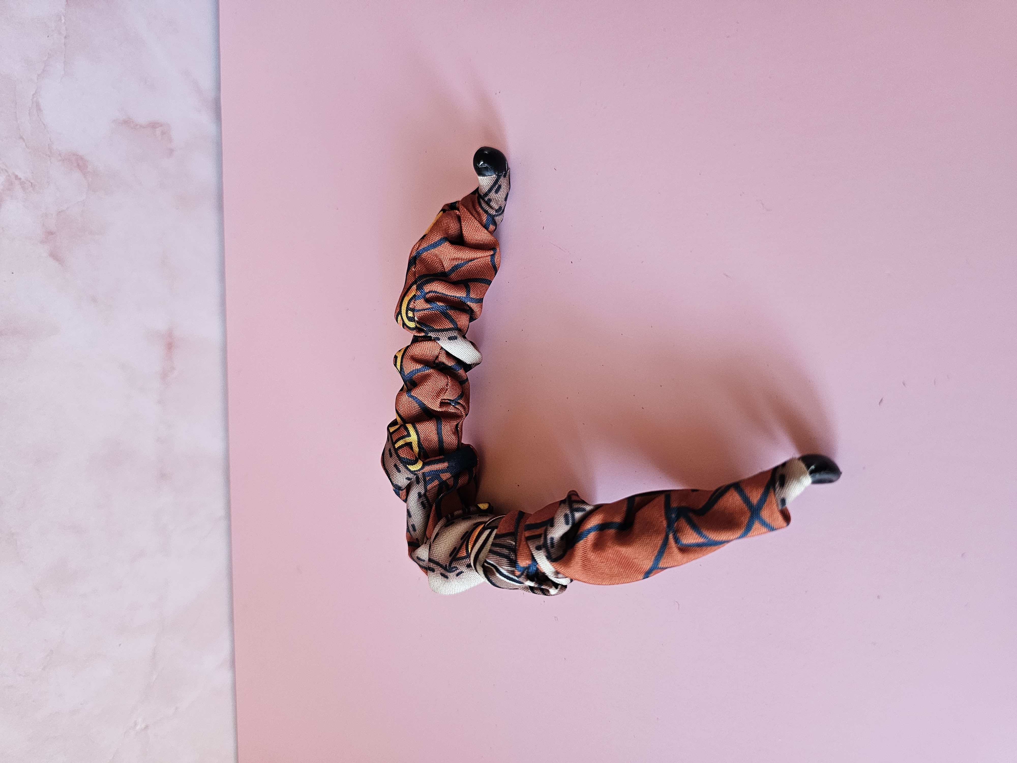 Plaukų segtukas - rudas vintažo žiogelis