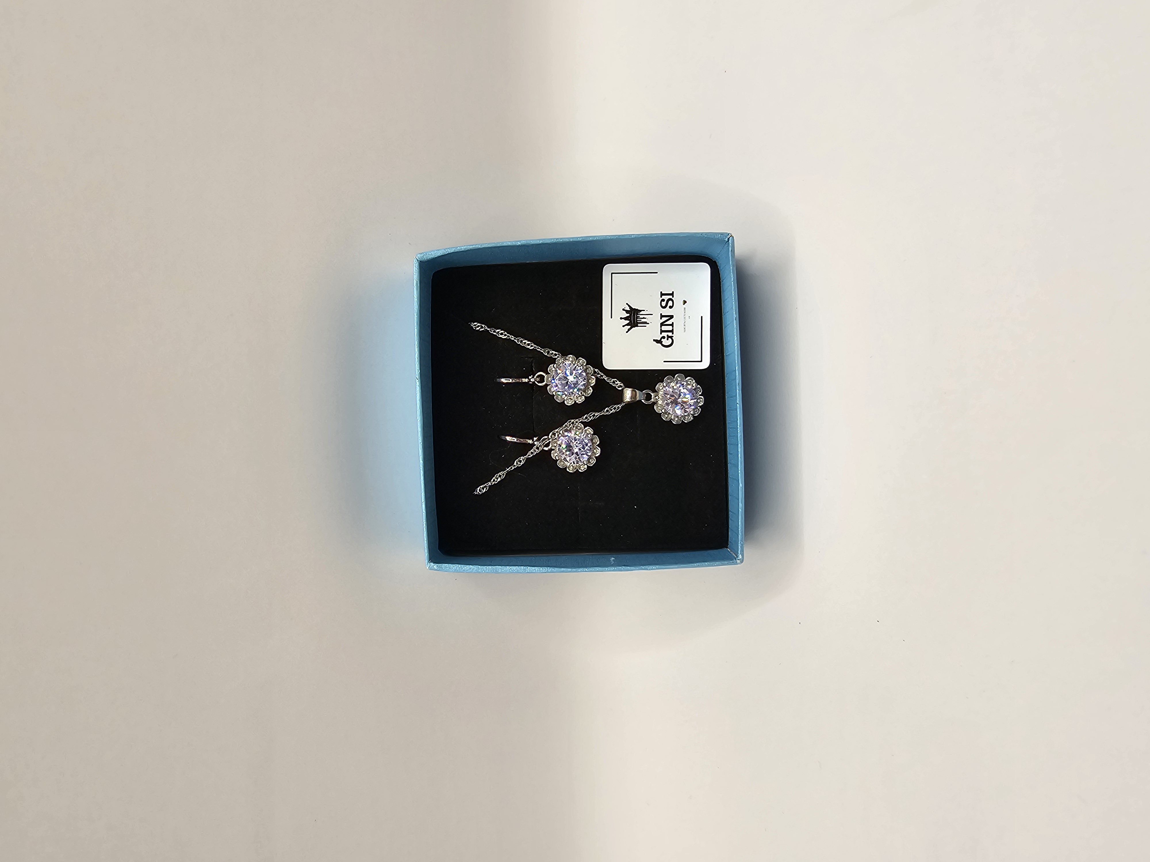 Papuošalų rinkinys su cirkoniais - sidabro saulėgrąža