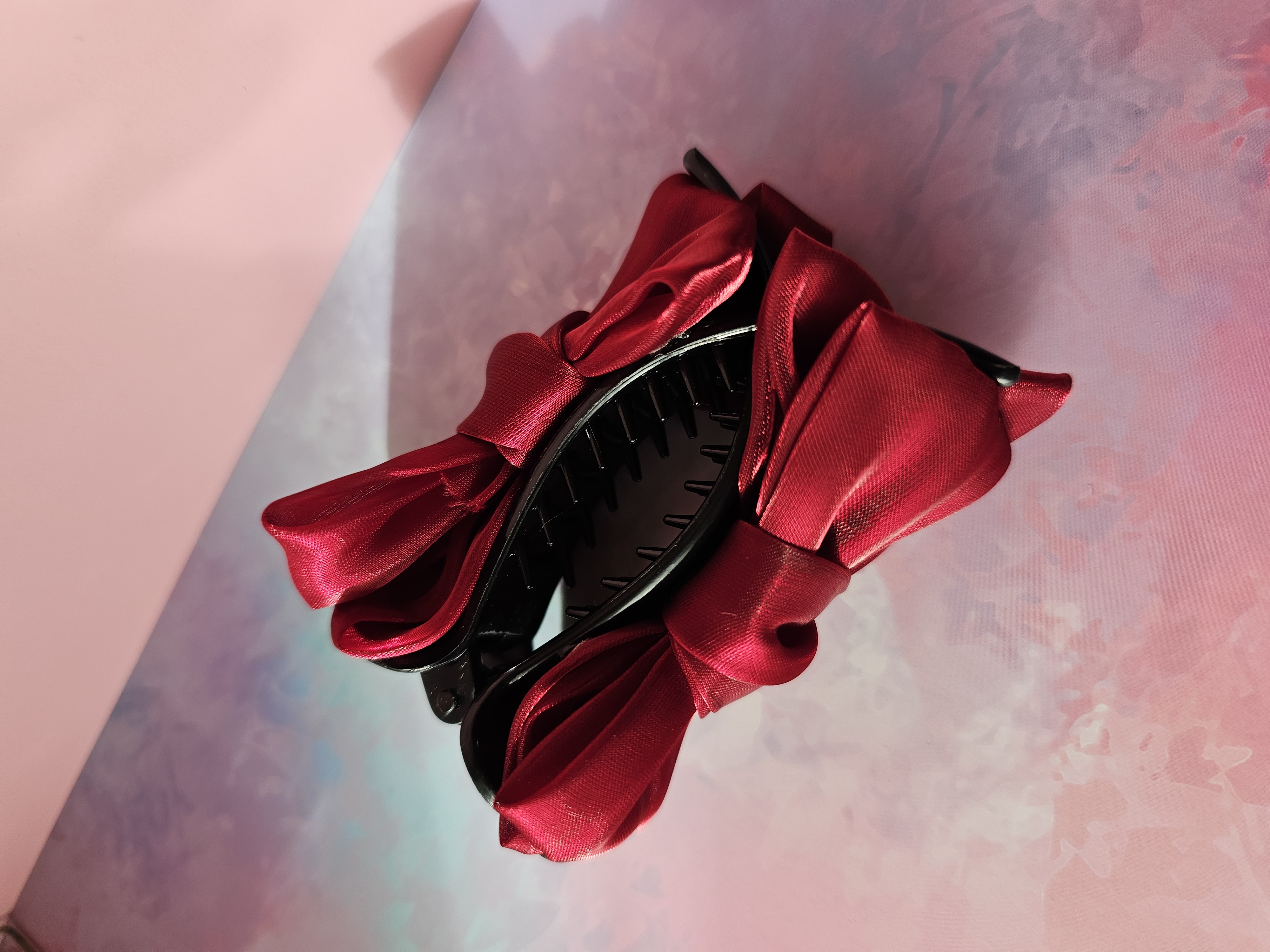 Plaukų segtukas - raudonas kaspinas kuodukui