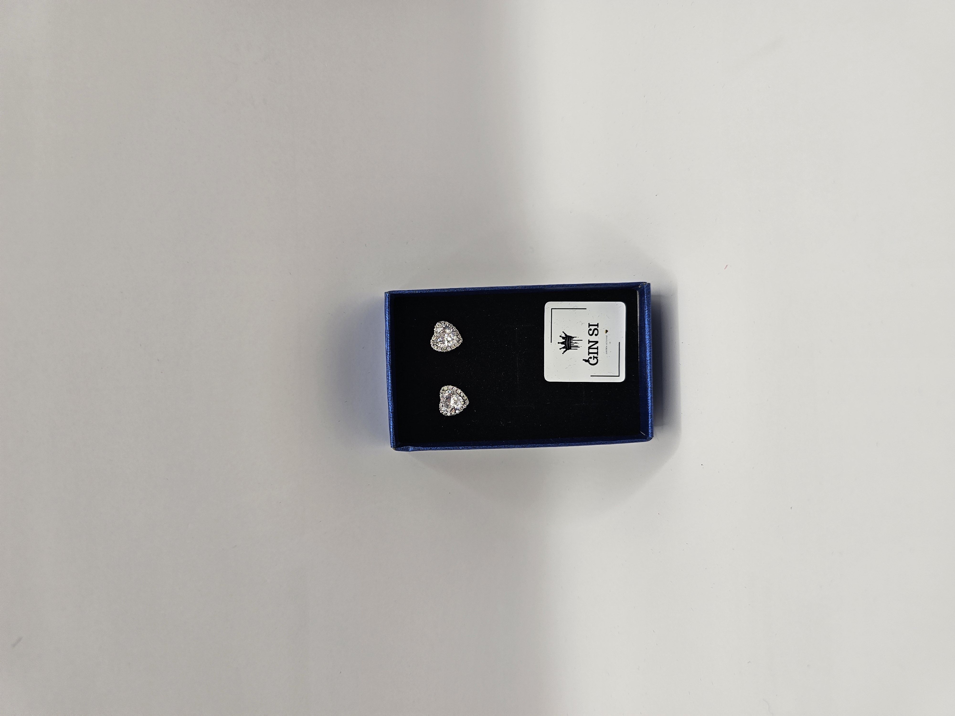 Auskarai širdelės su skaidriu cirkoniu