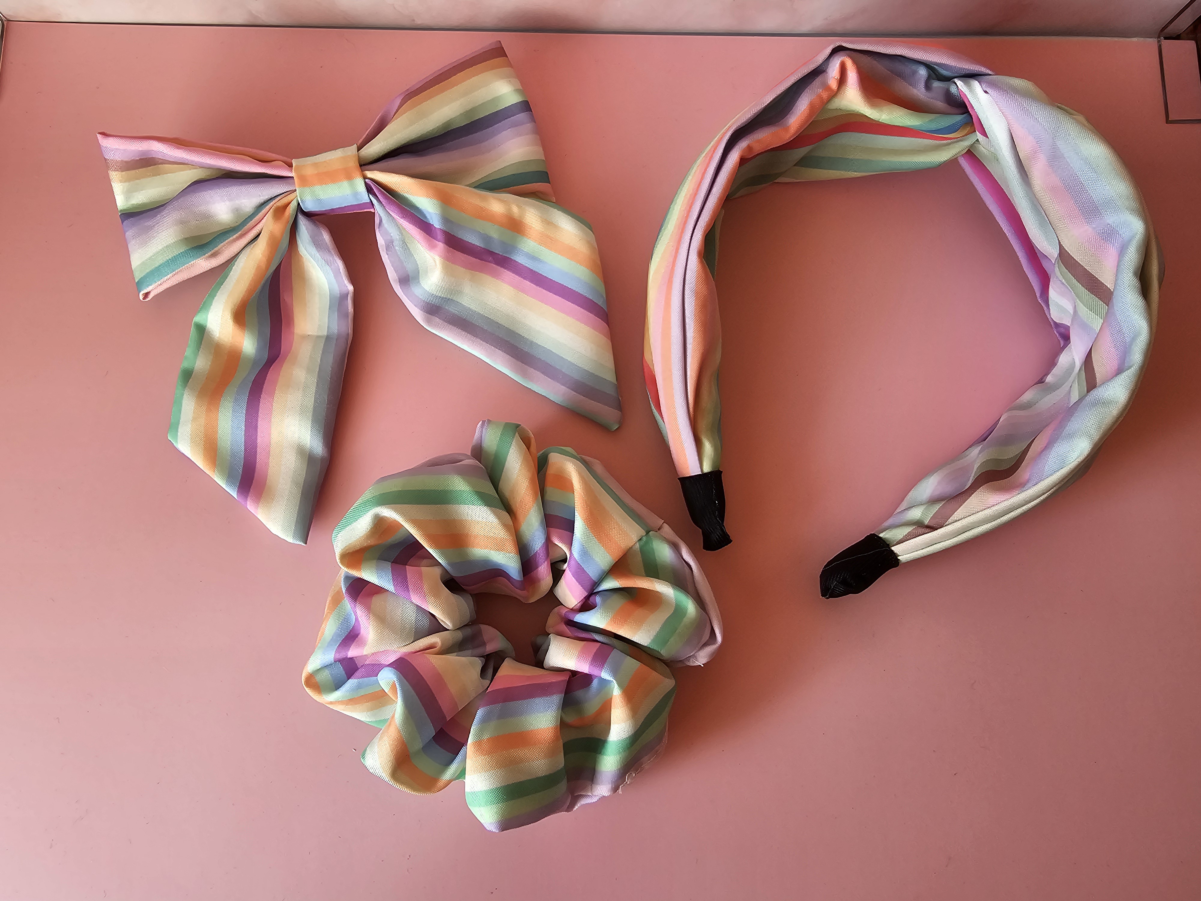 Komplektas plaukams - vaivorykštė