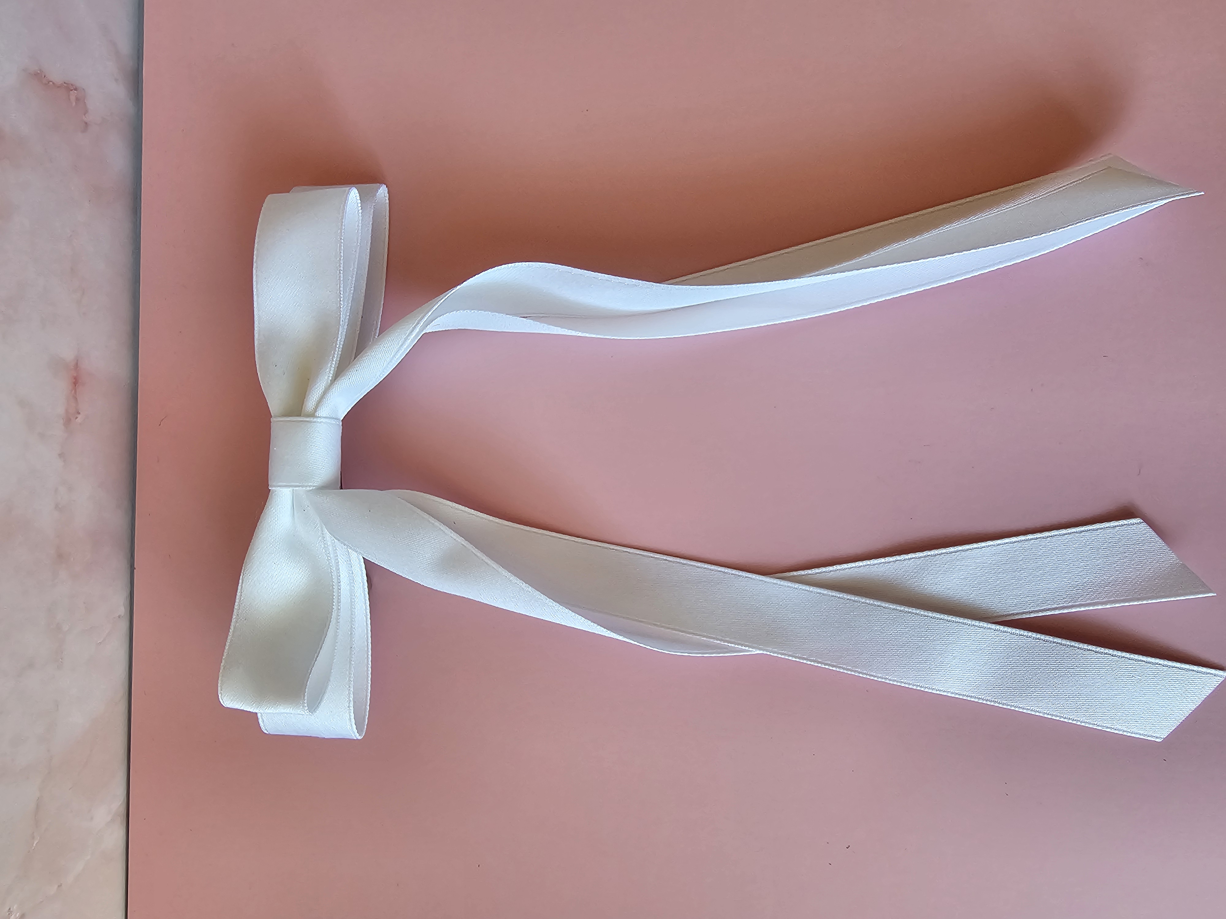 Plaukų segtukas kaspinas - ilgas baltas