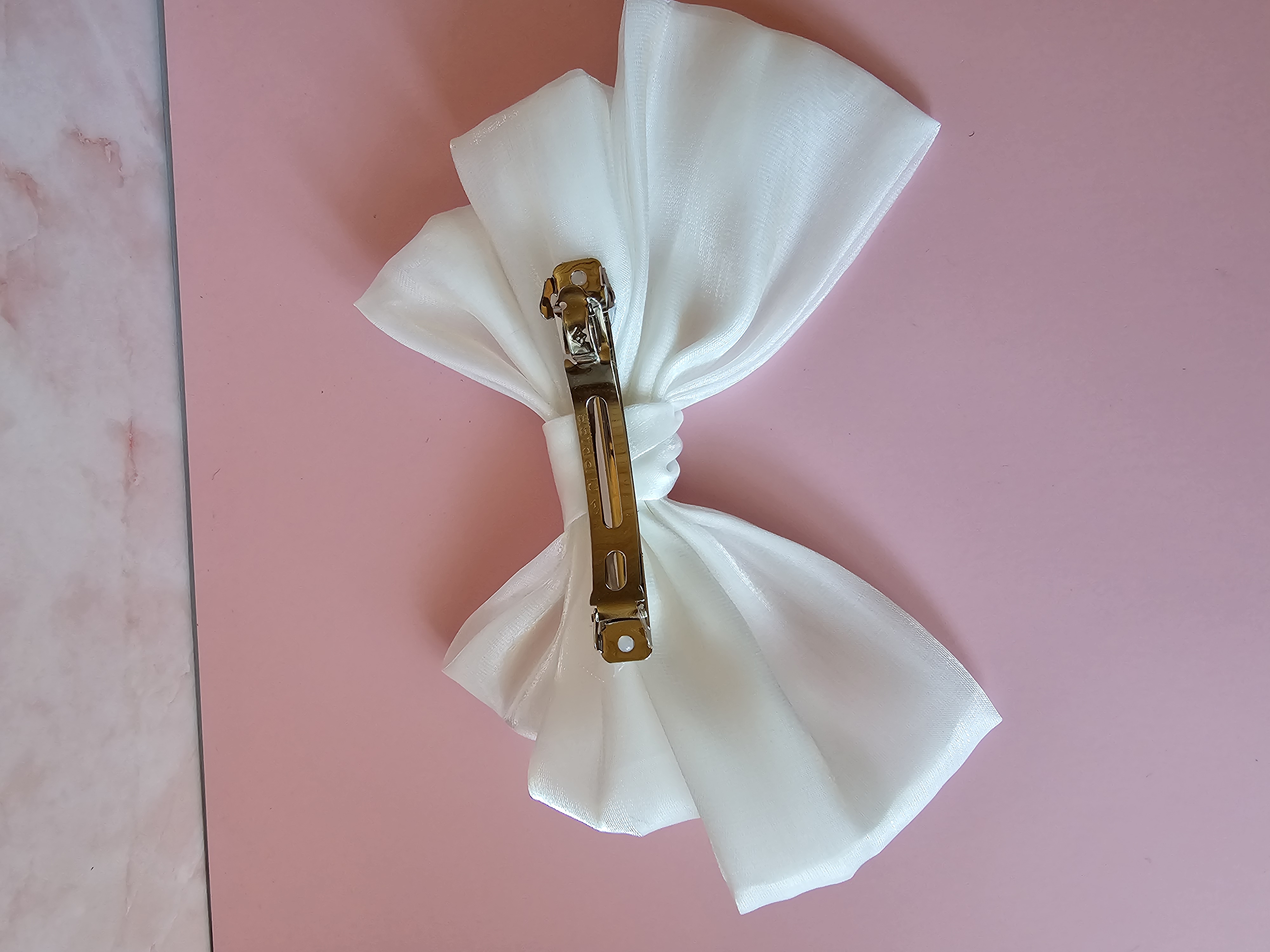 Plaukų segtukas - balta organza