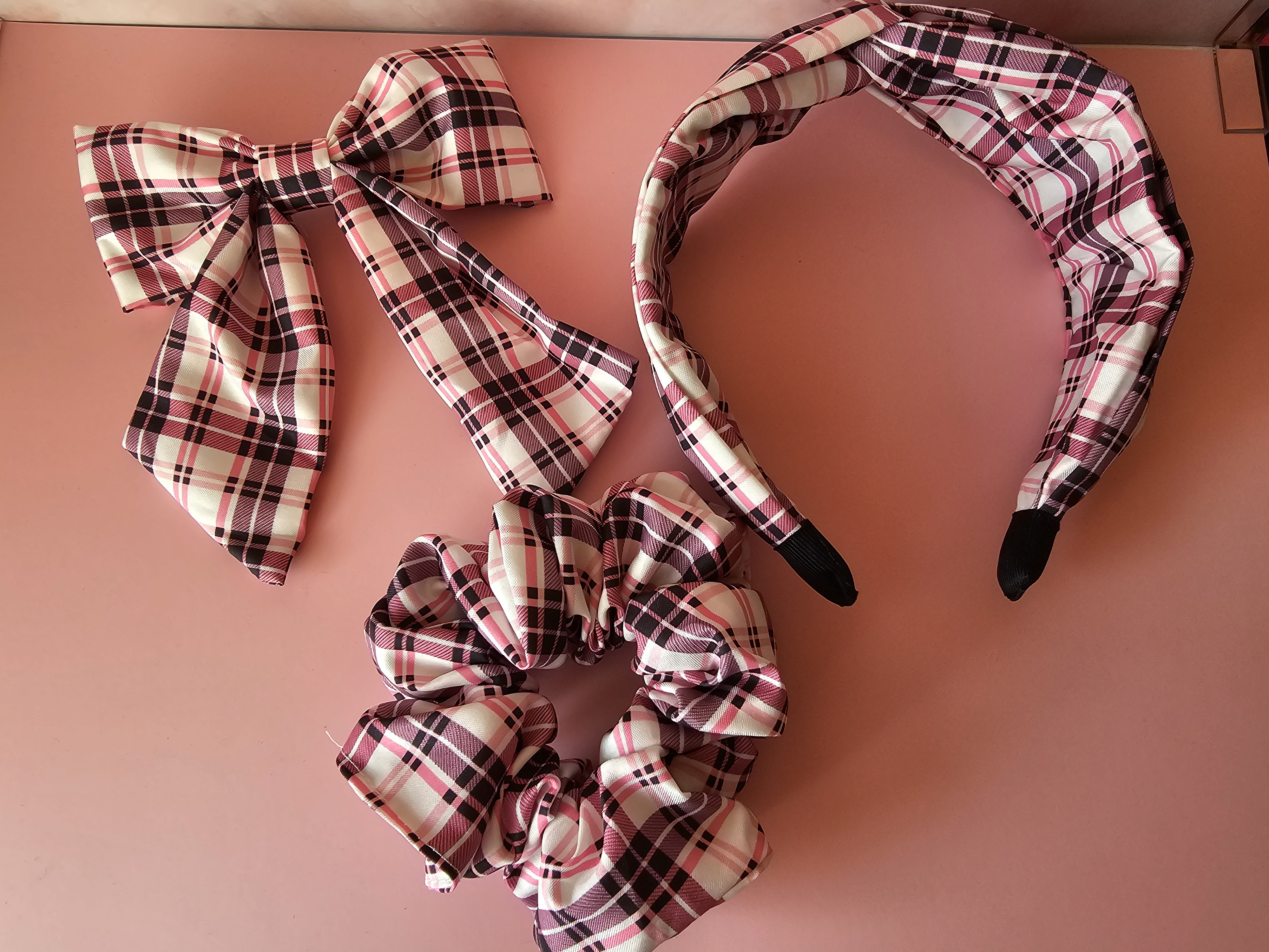 Komplektas plaukams - rožinė&juoda langeliai