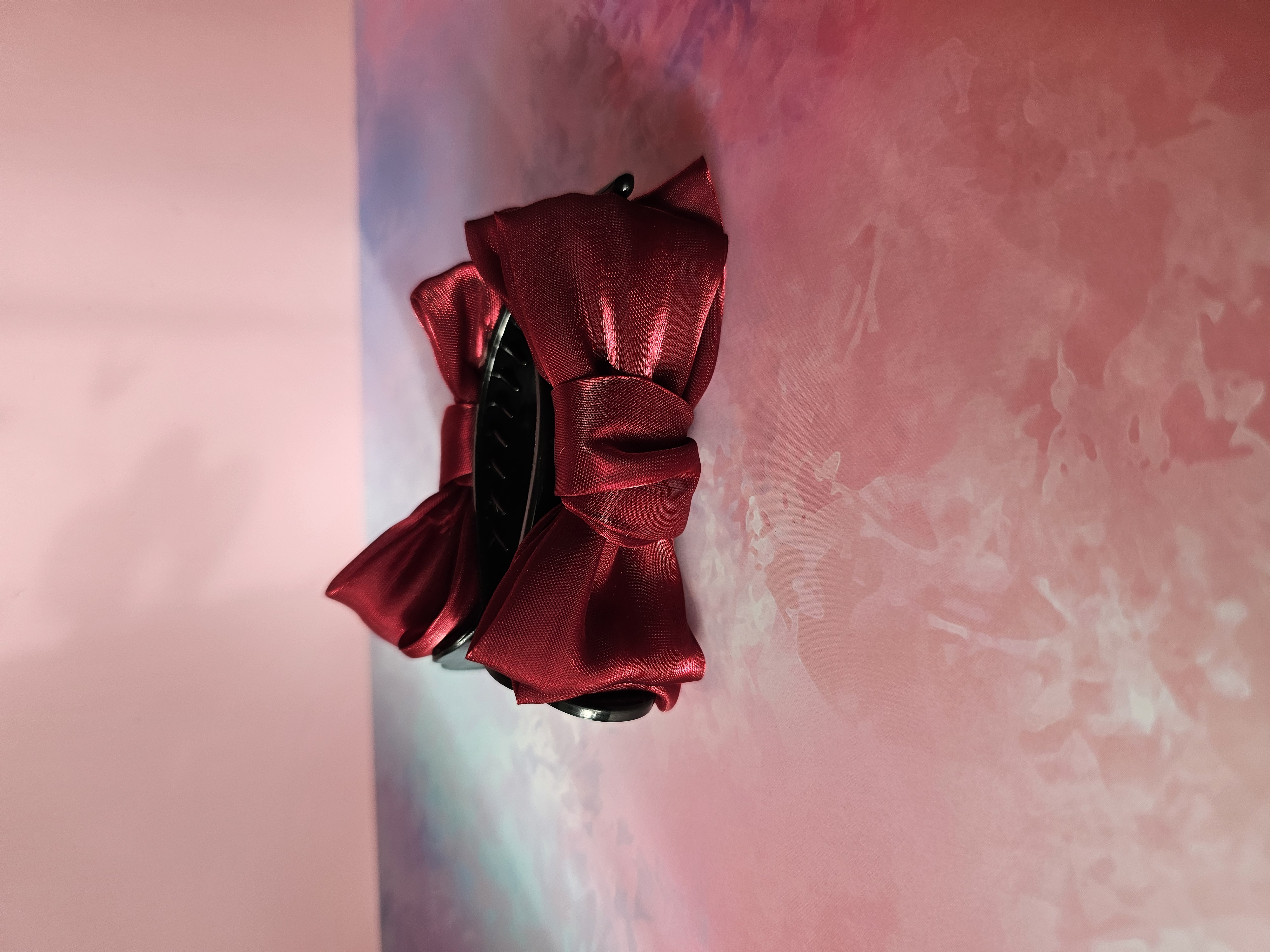 Plaukų segtukas - raudonas kaspinas kuodukui