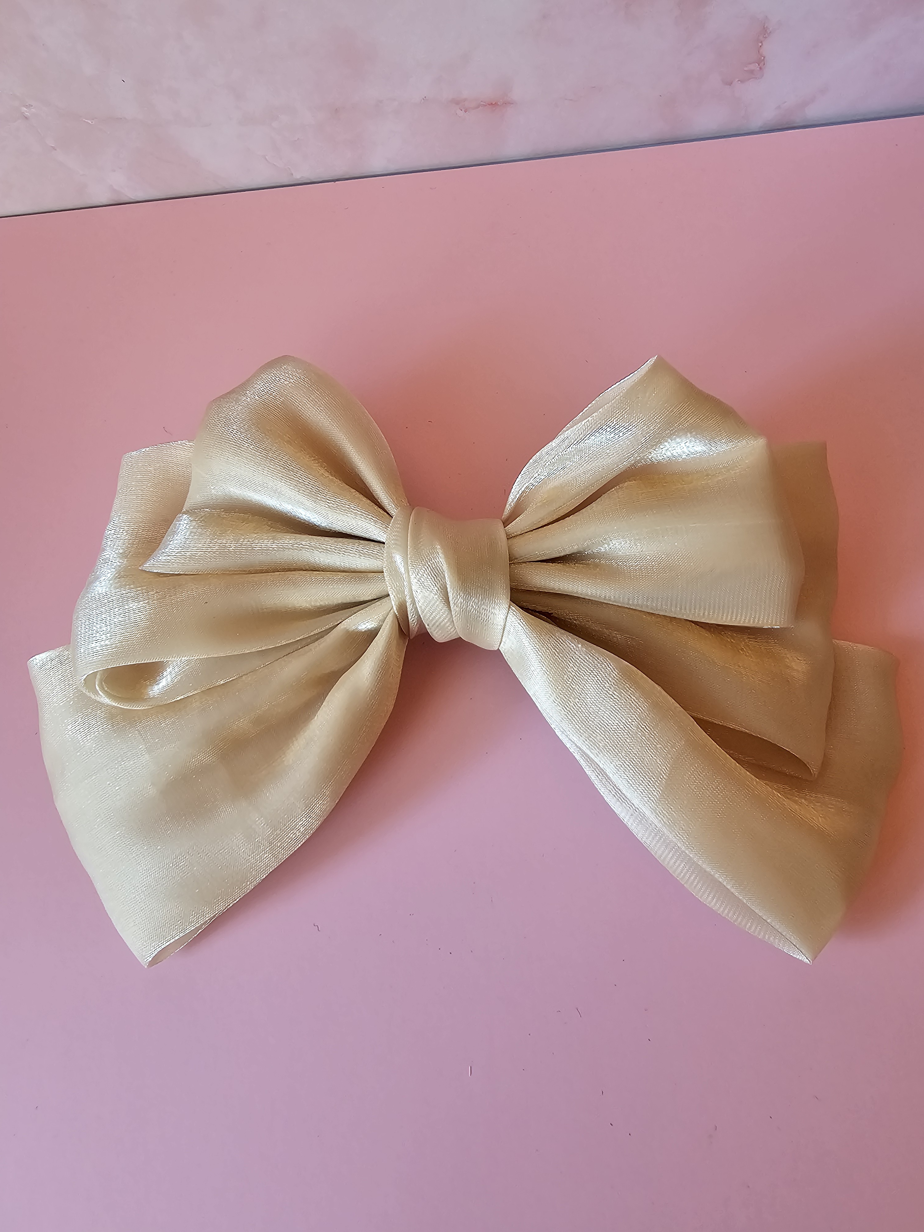 Plaukų segtukas kaspinas - auksinė organza