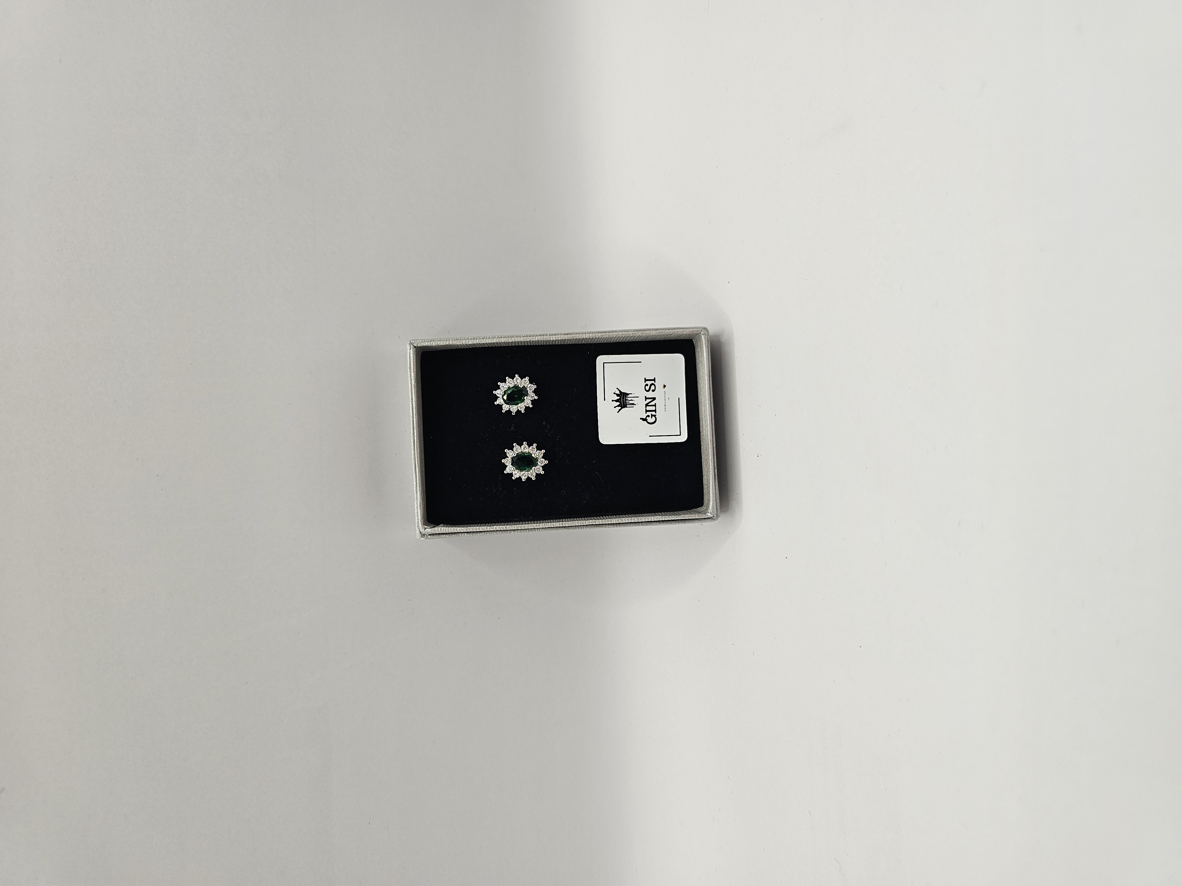 Auskarai mini karališka gėlė su žaliu cirkoniu