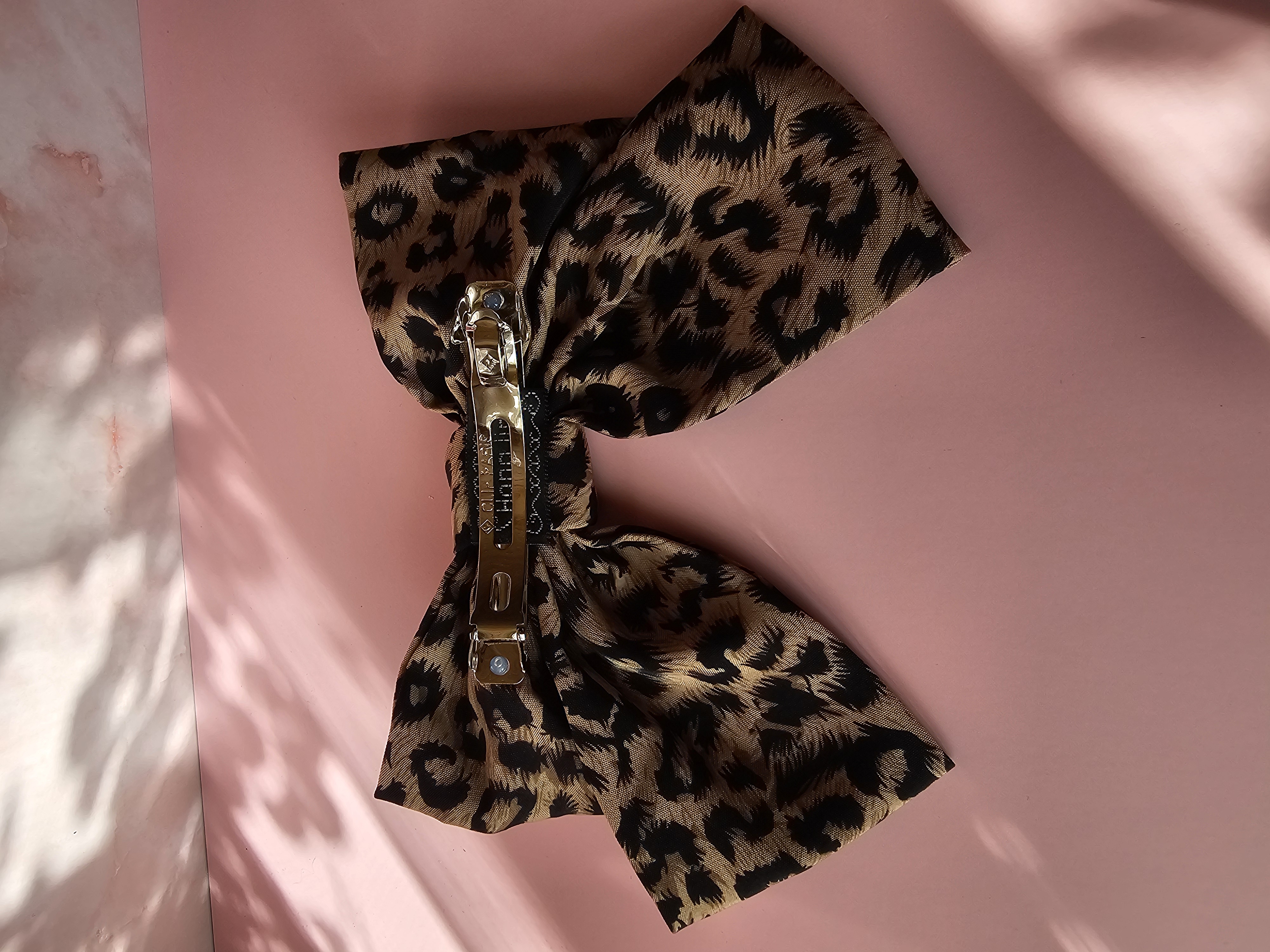 Plaukų segtukas kaspinas - tamsus leopardas