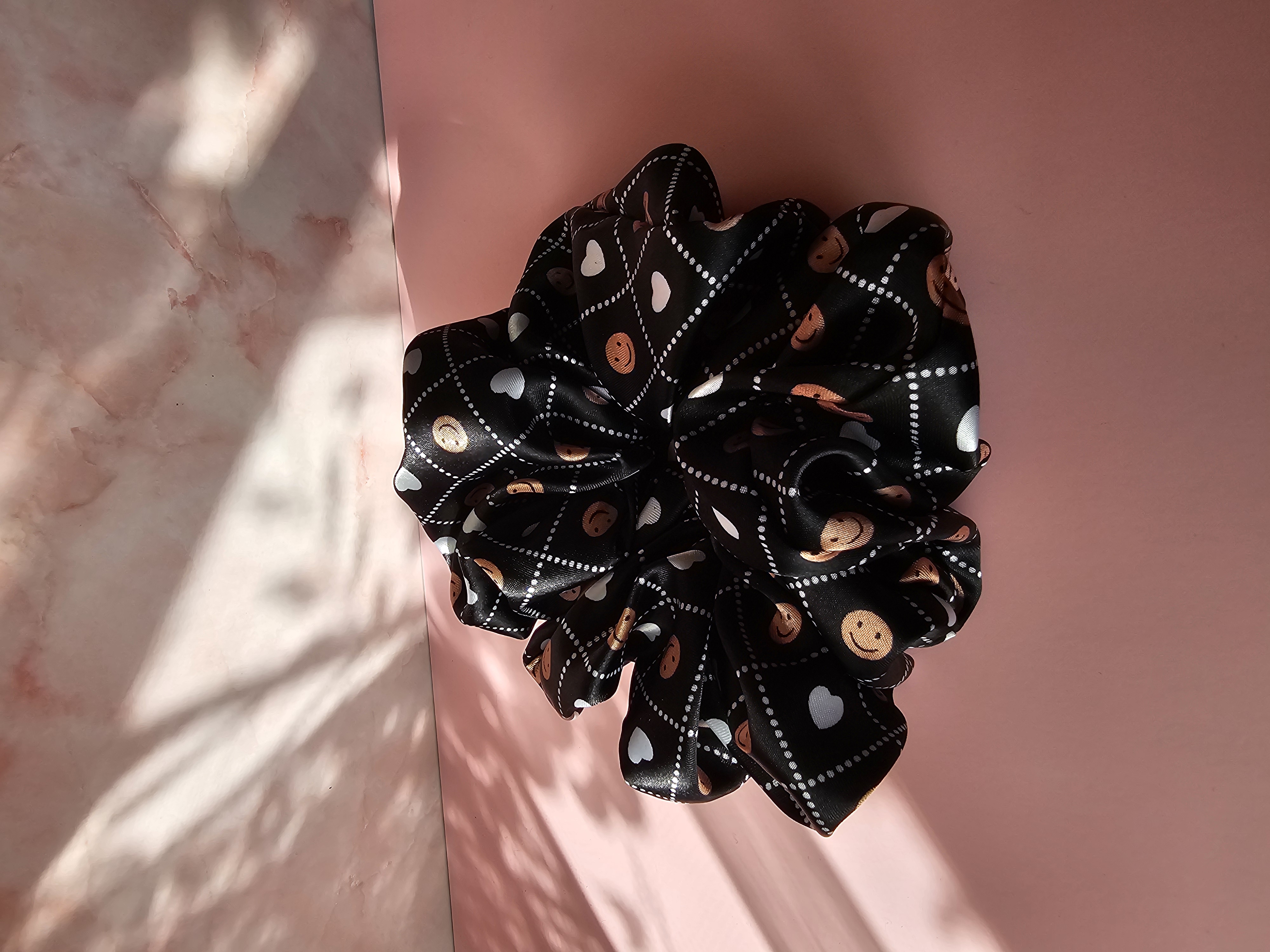 Max putli plaukų gumytė - juoda & smile