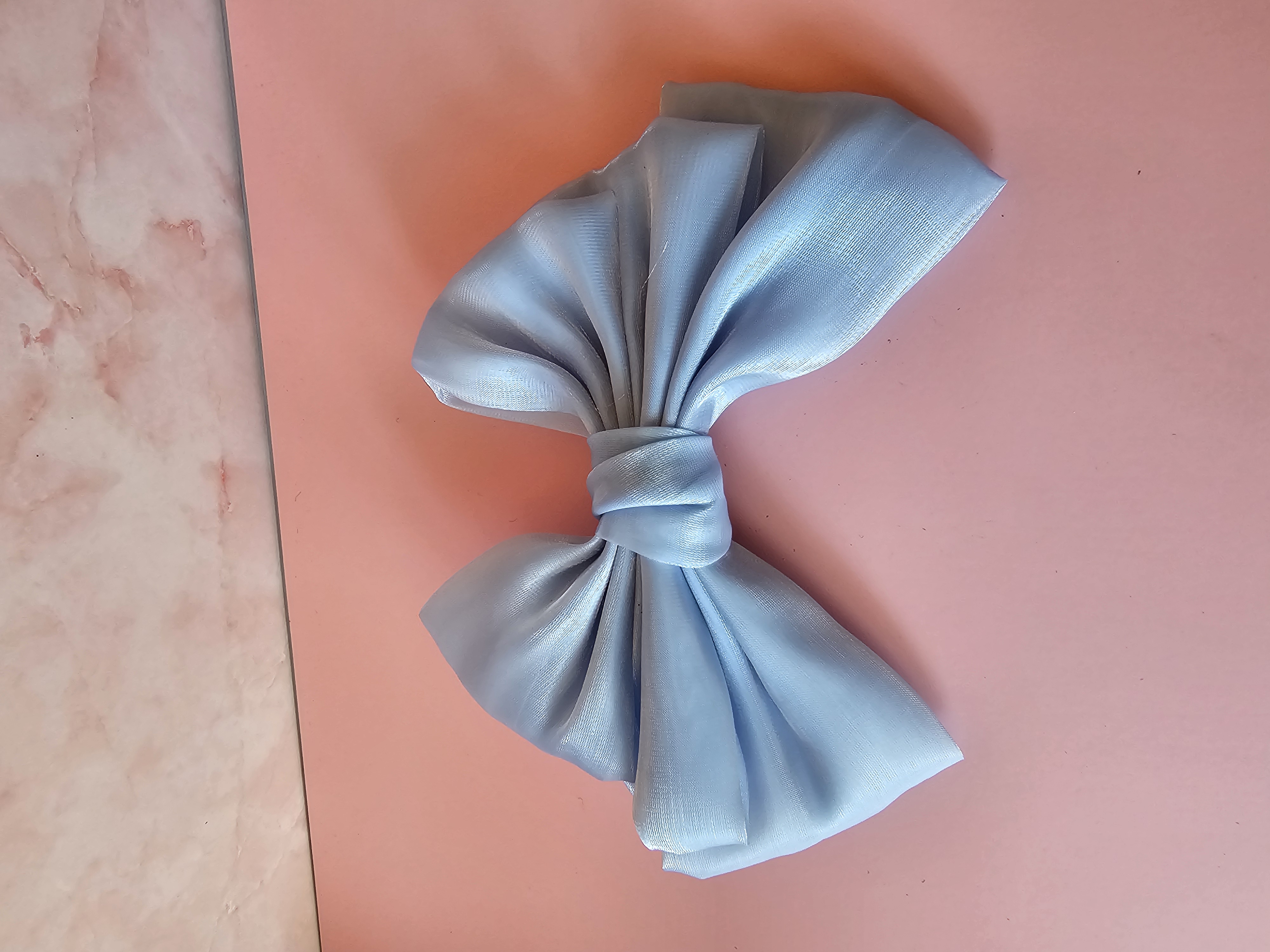 Plaukų segtukas kaspinas - žydra organza