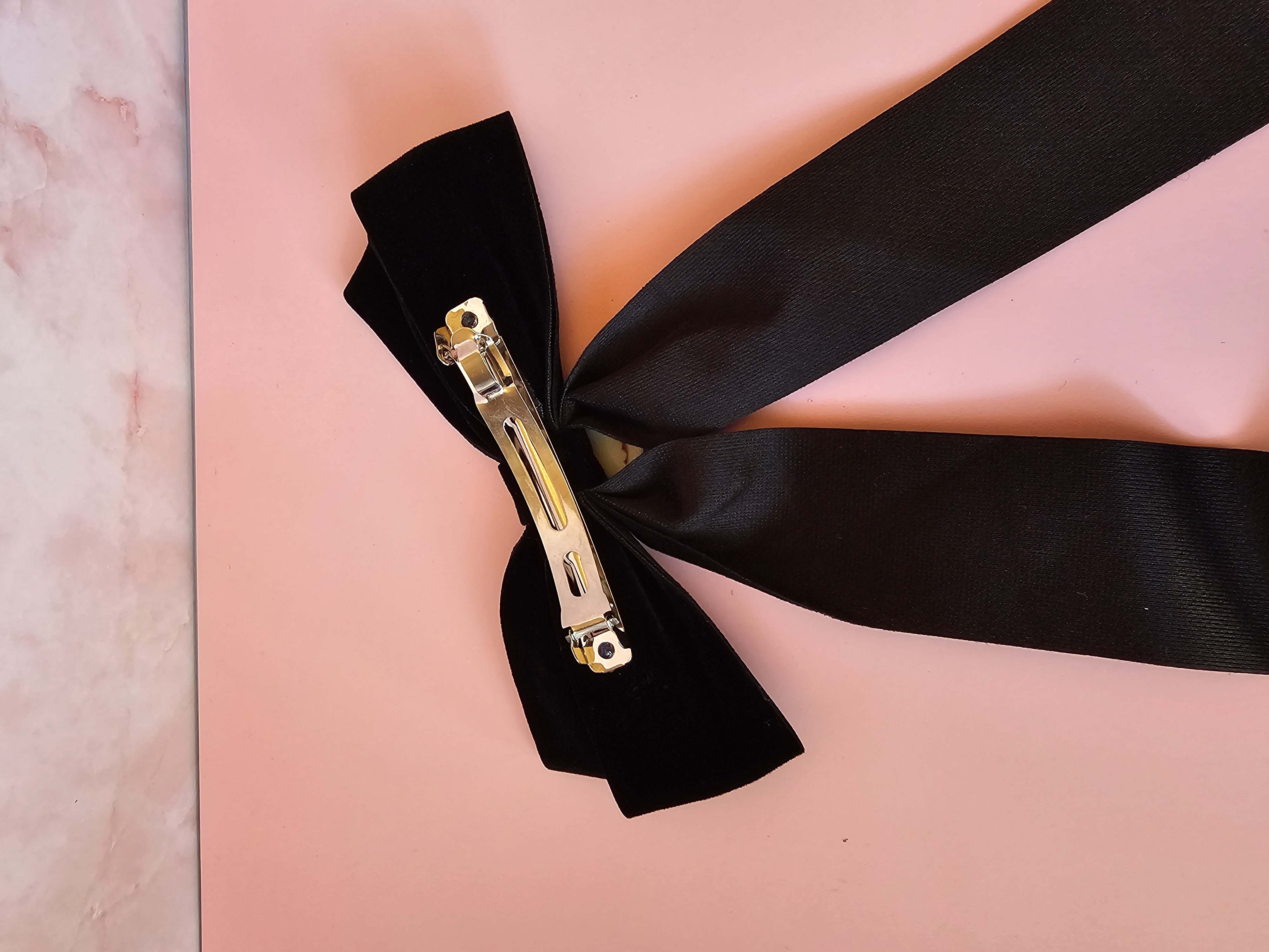 Plaukų segtukas kaspinas - juodas aksomas