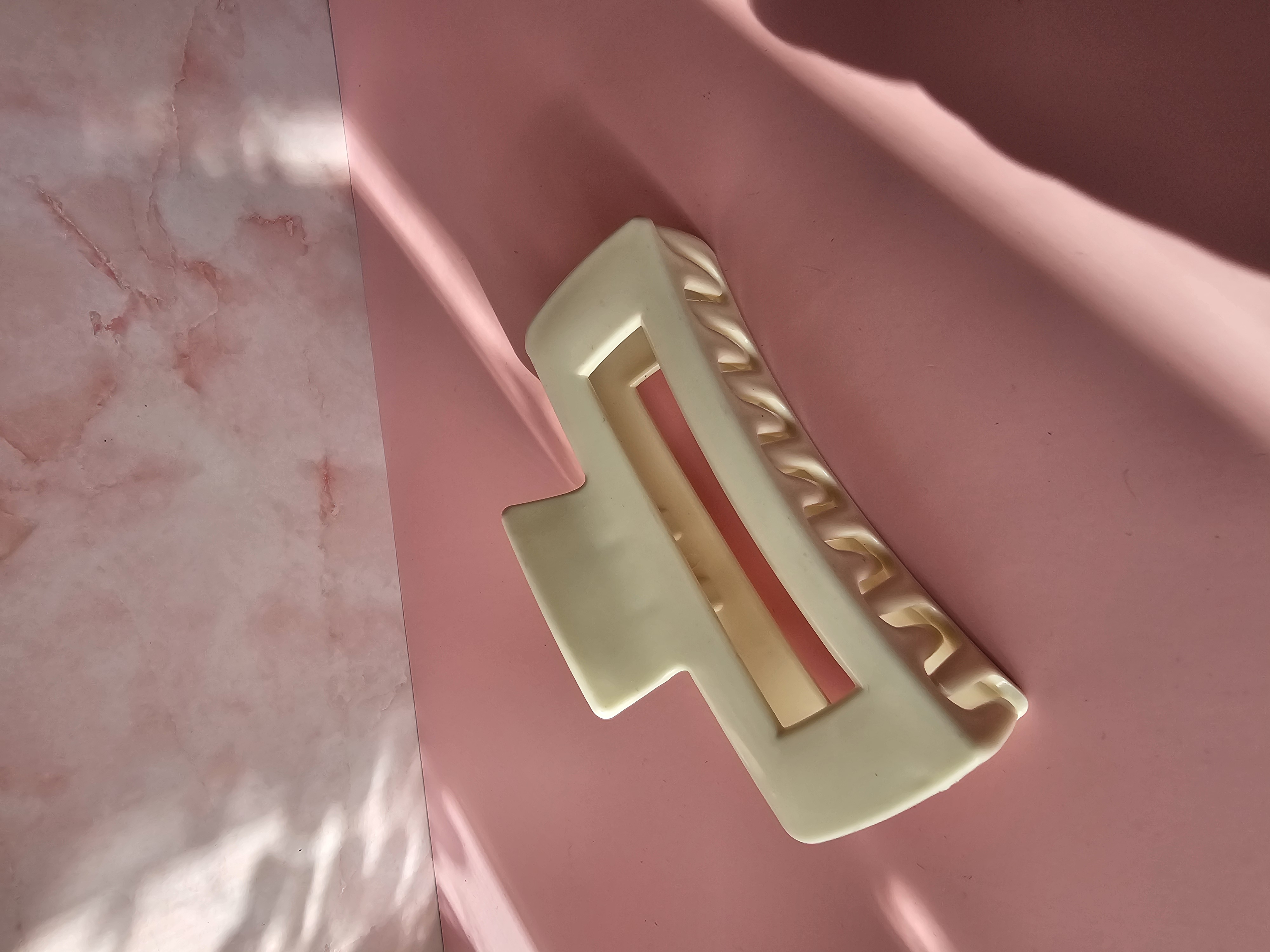 Nelūžtantis plaukų segtukas - baltas