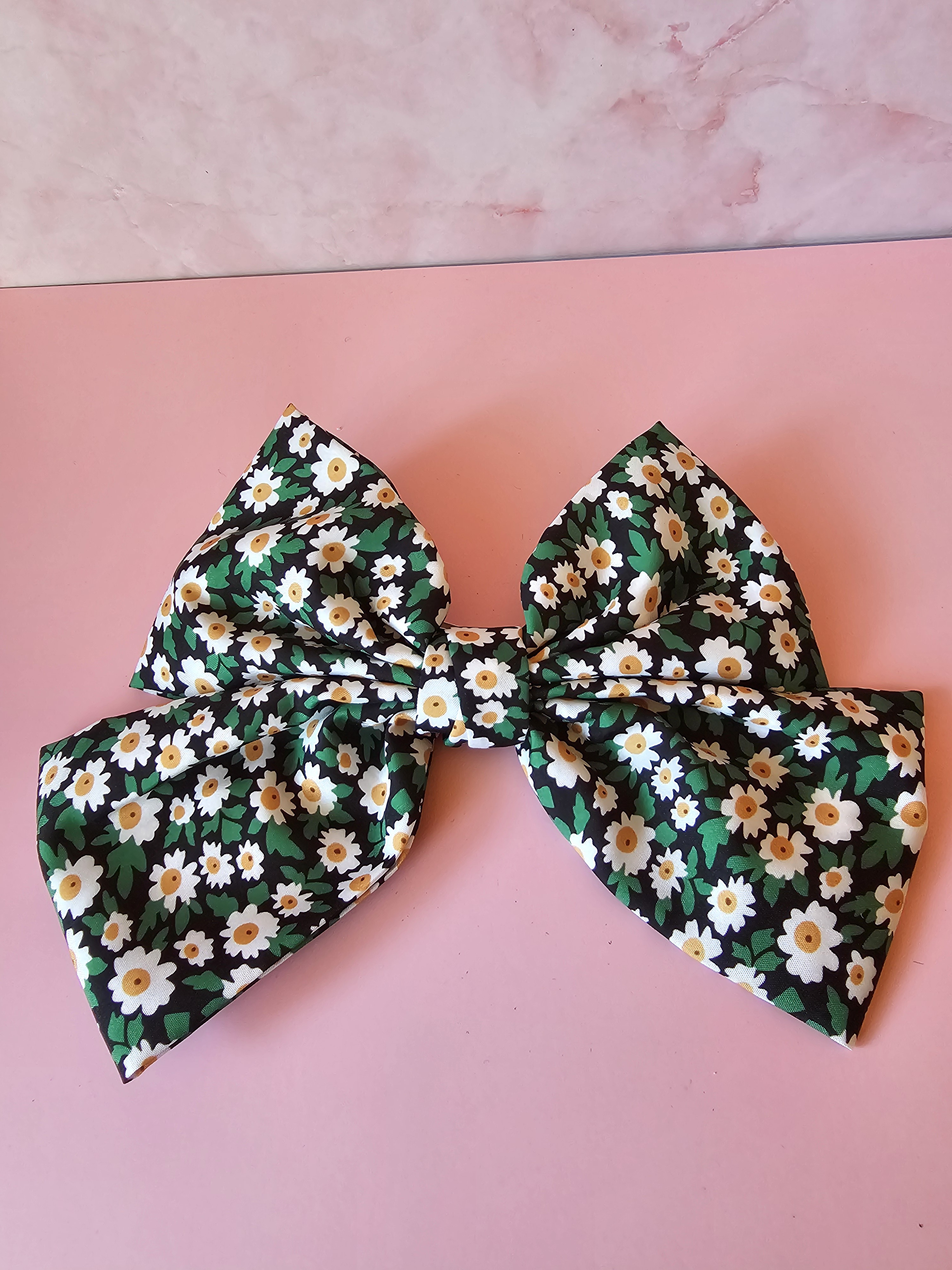 Plaukų segtukas kaspinas - žalios&juodos ramunės