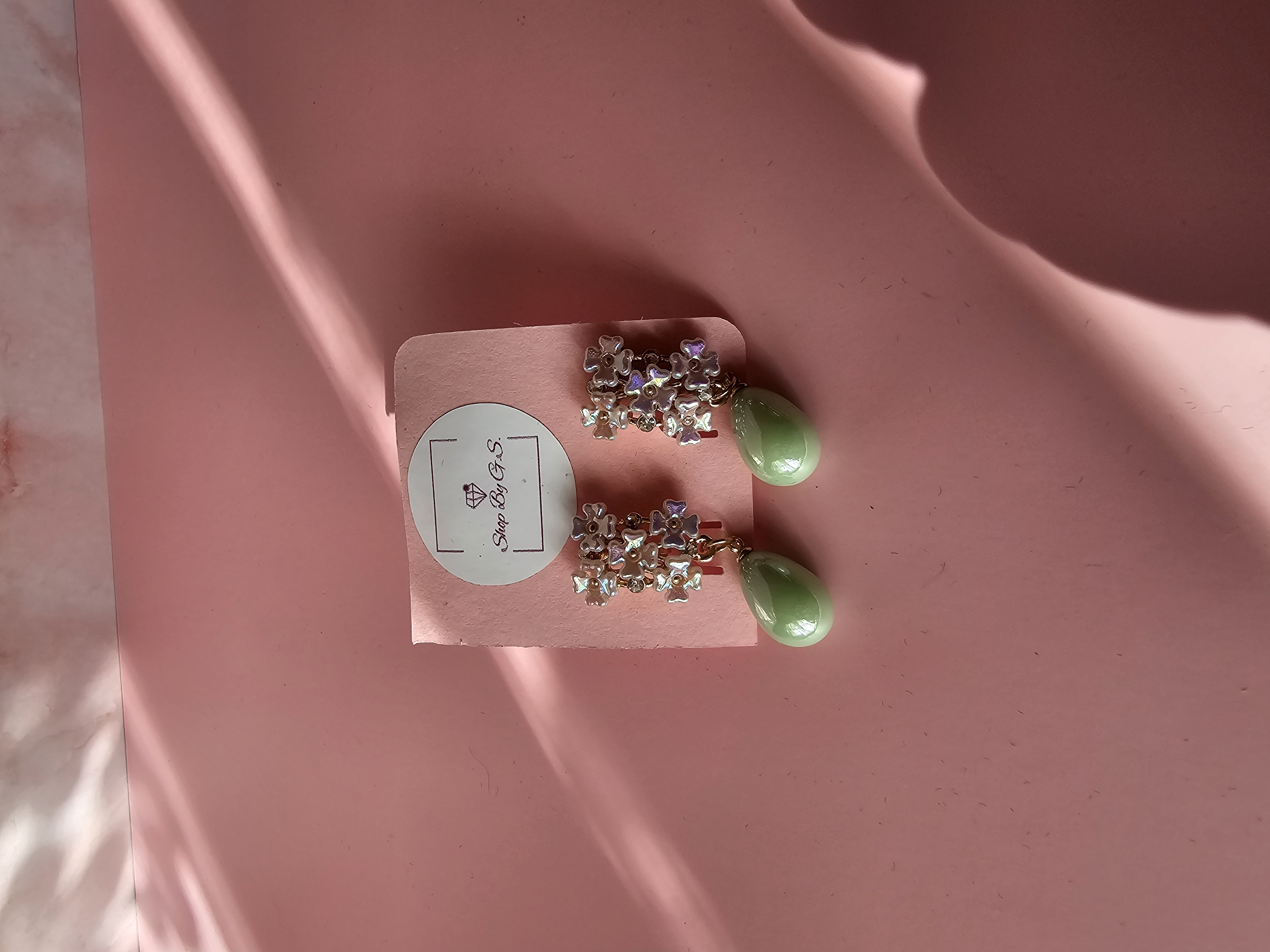 Auskarai - klipsai - žalias žiedas