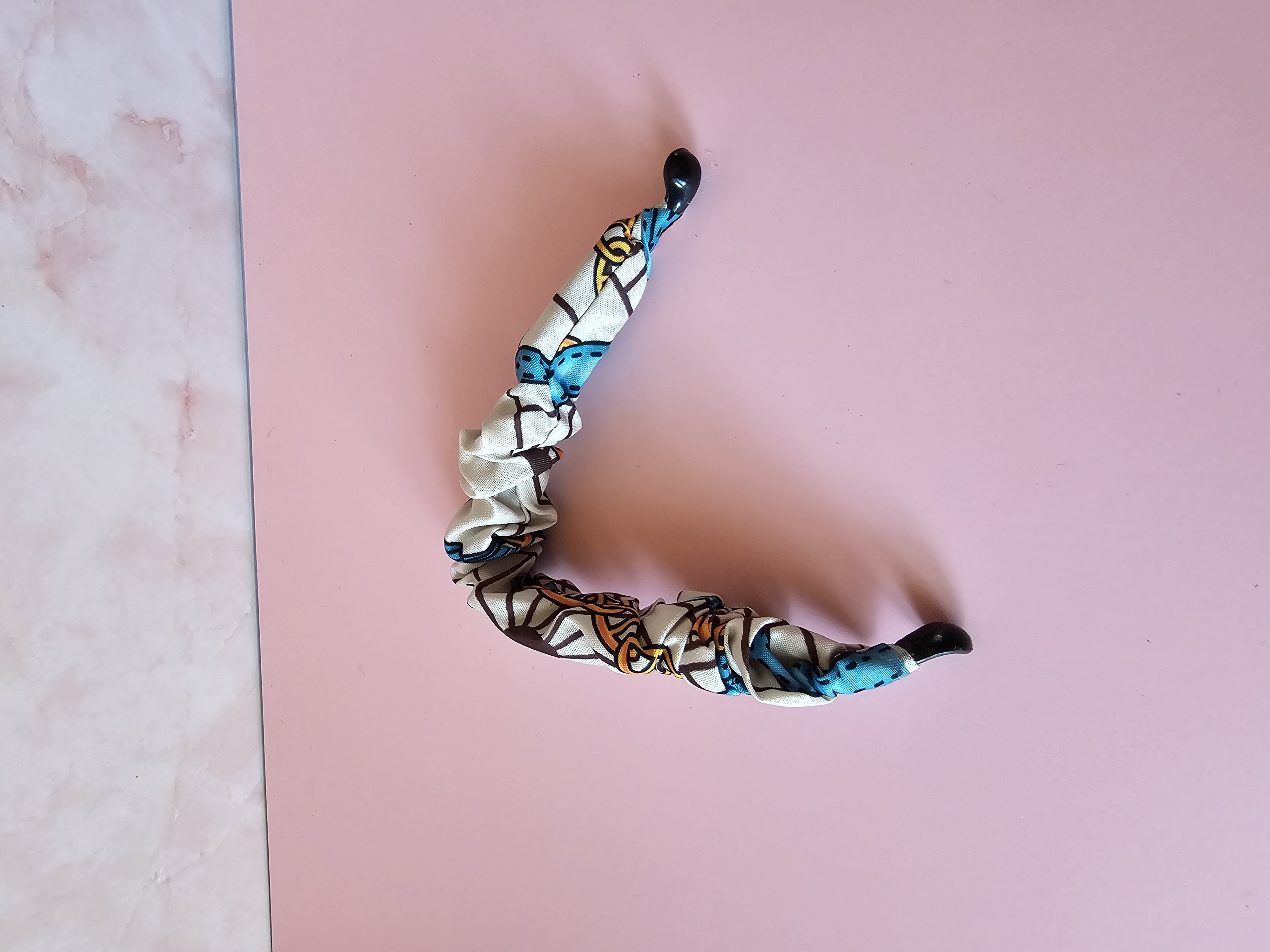 Plaukų segtukas - spalvingas vintažo žiogelis